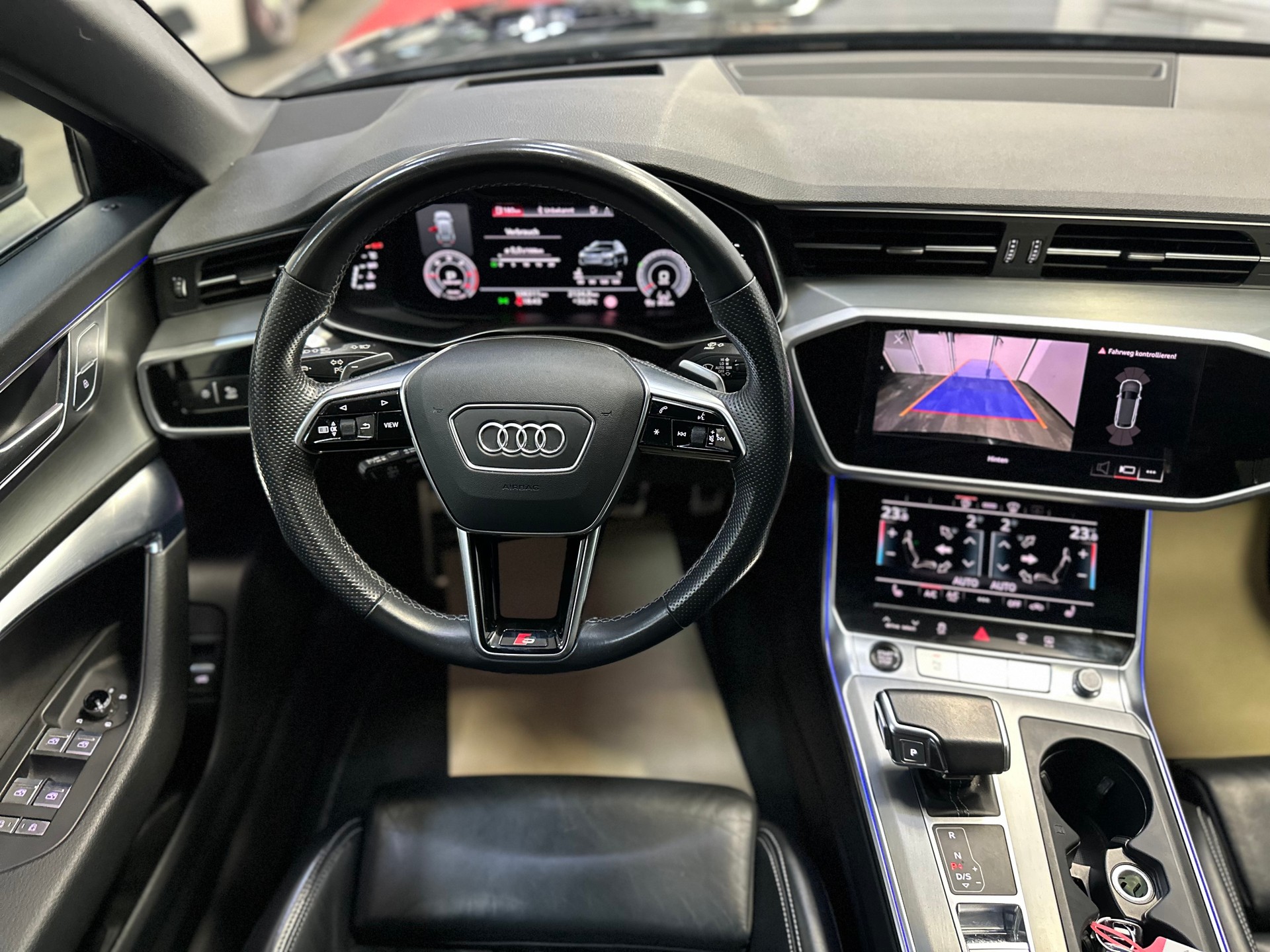 AUDI A6 Avant 40 TDI quattro S-tronic-image-13