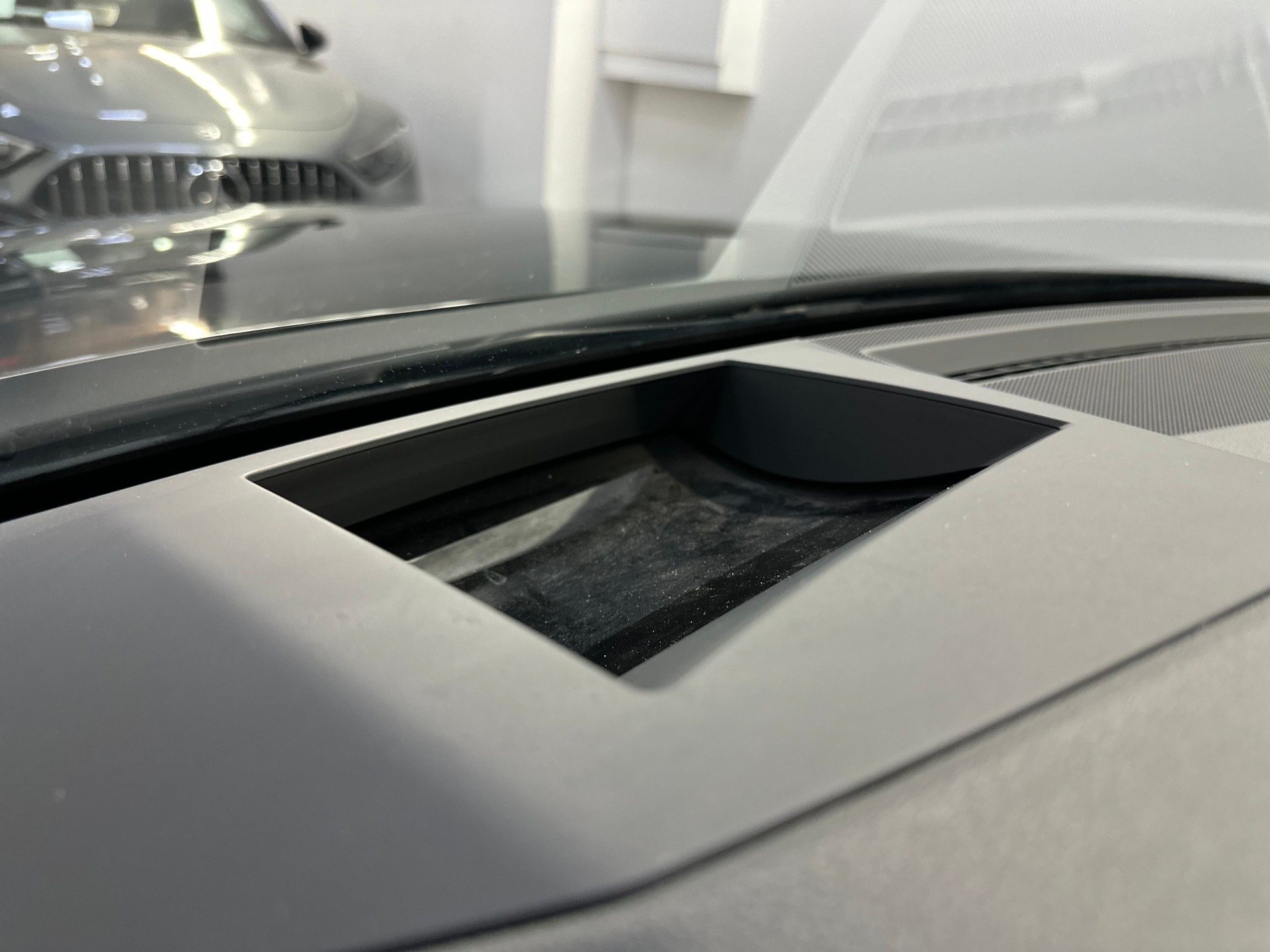 AUDI A6 Avant 40 TDI quattro S-tronic-image-17