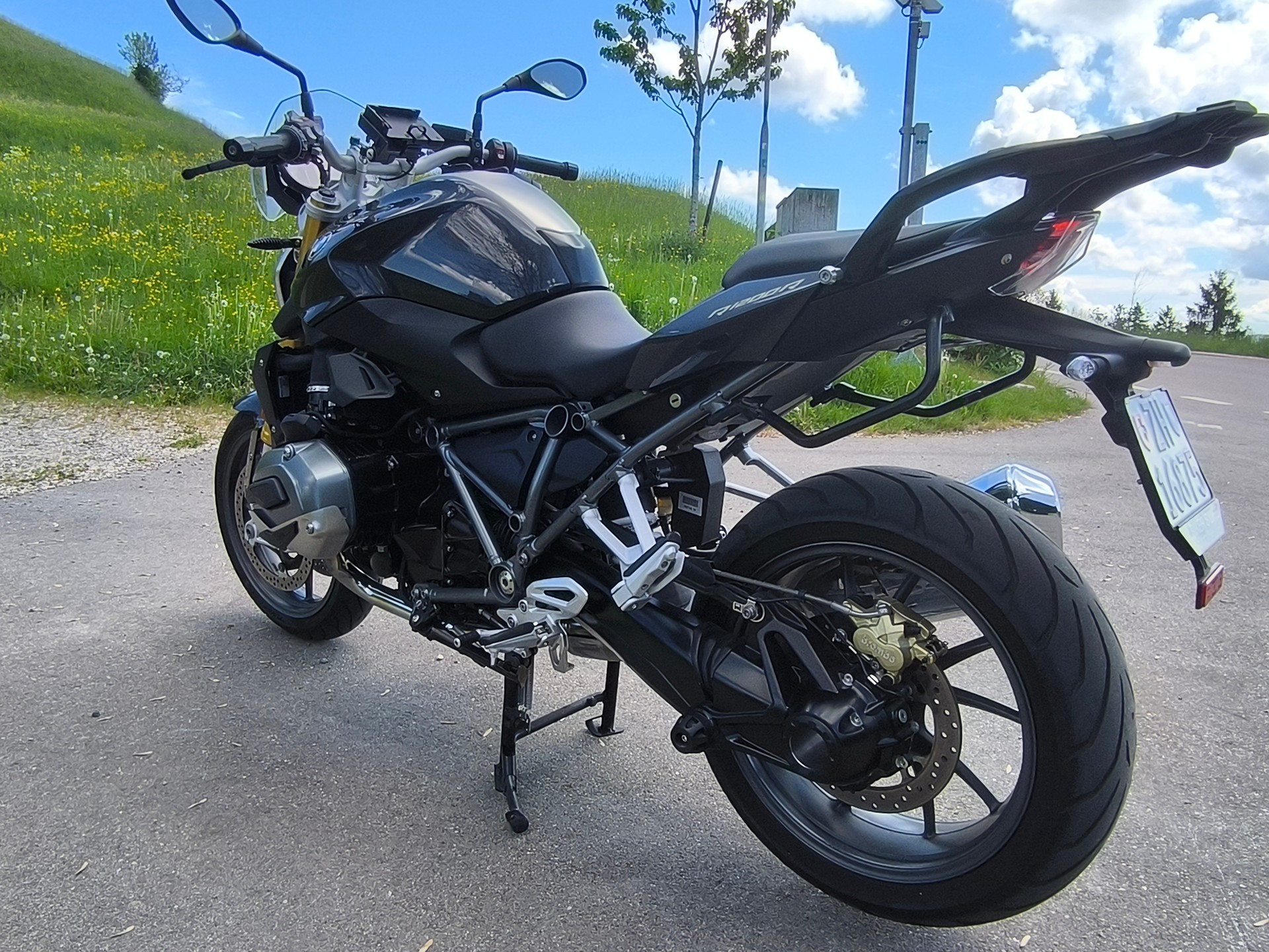 BMW R 1200 R ABS-image-3