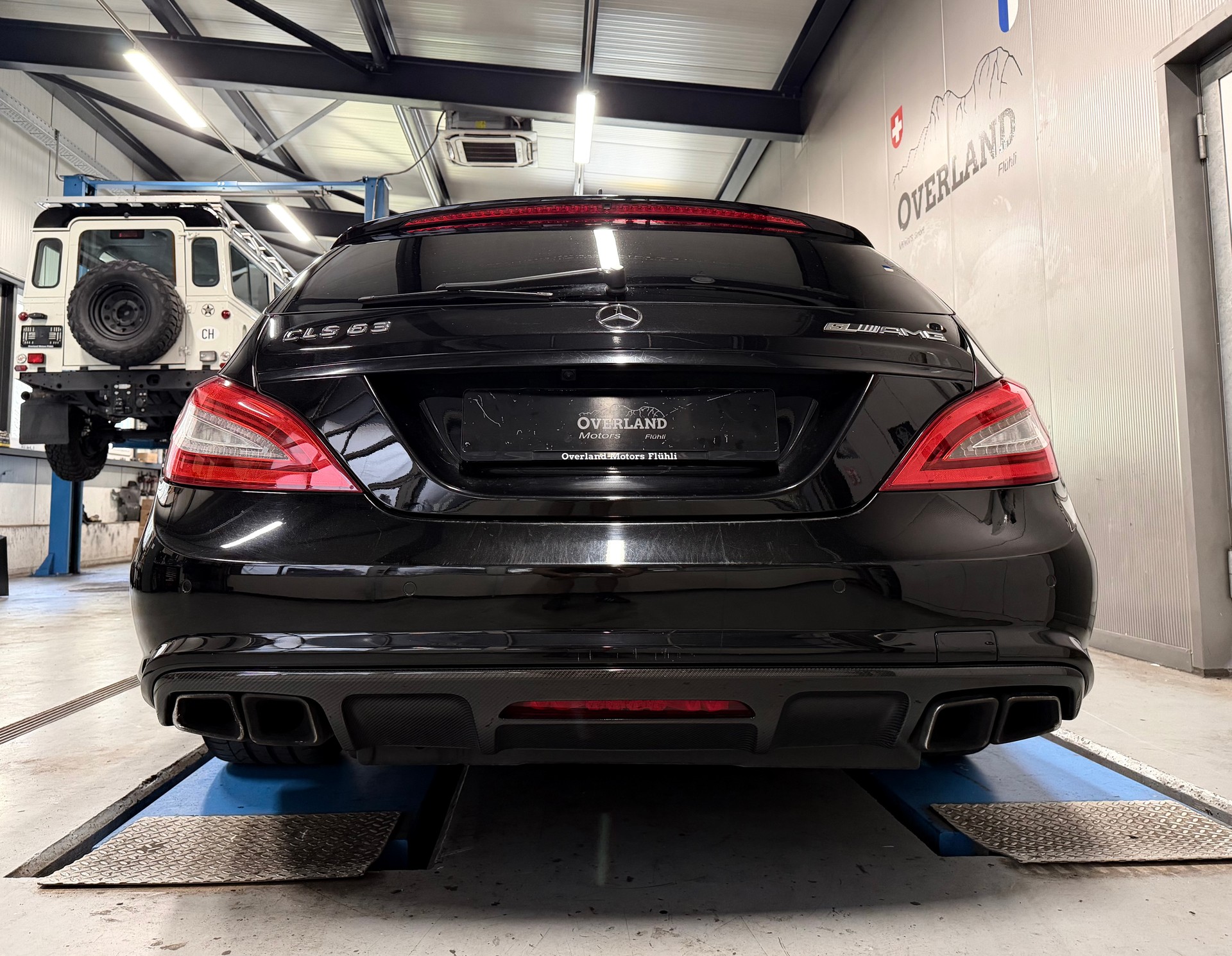 MERCEDES-BENZ CLS Shooting Brake 63 AMG S 4Matic Speedshift MCT-showroom-element-3