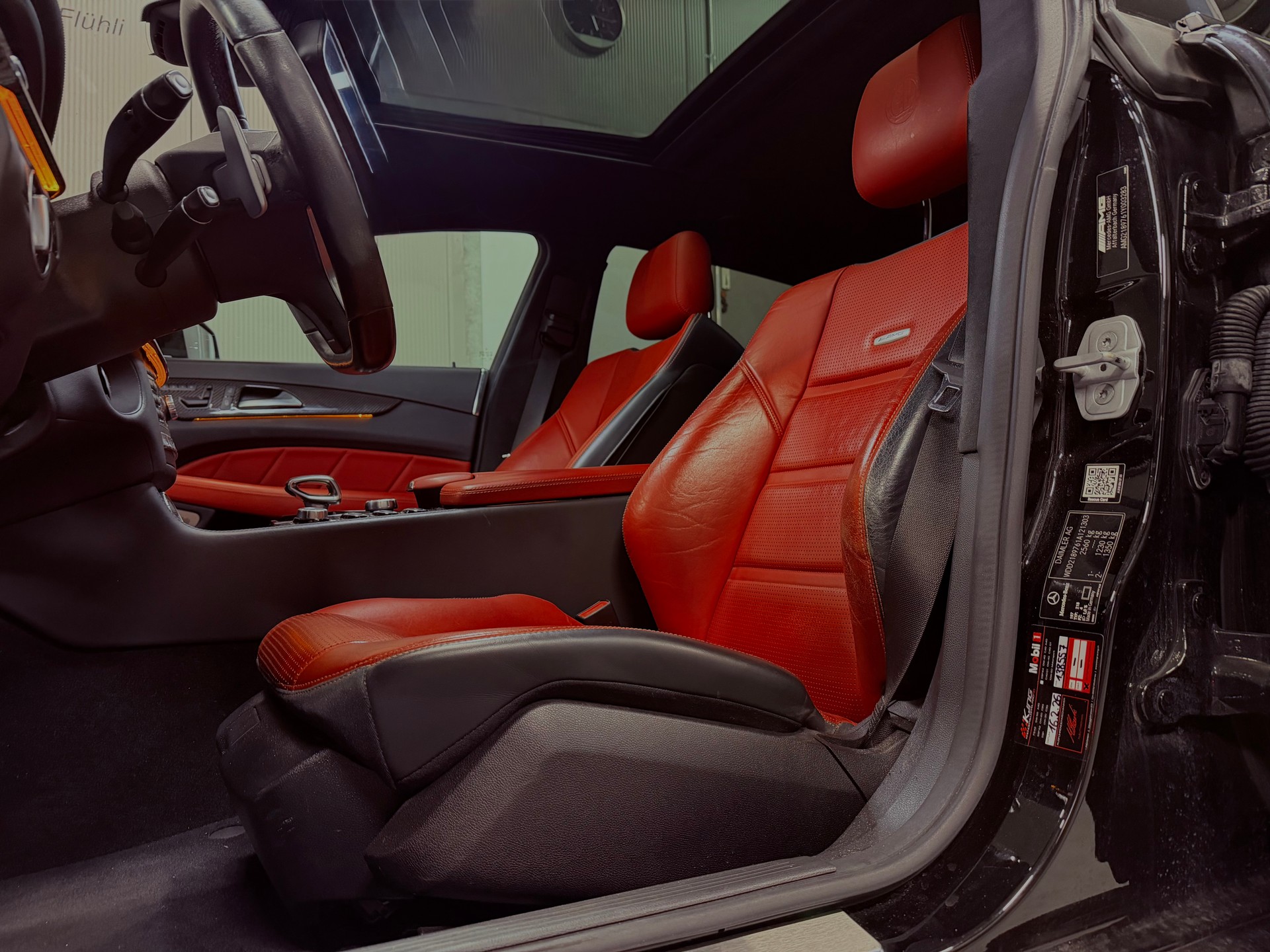 MERCEDES-BENZ CLS Shooting Brake 63 AMG S 4Matic Speedshift MCT-image-12