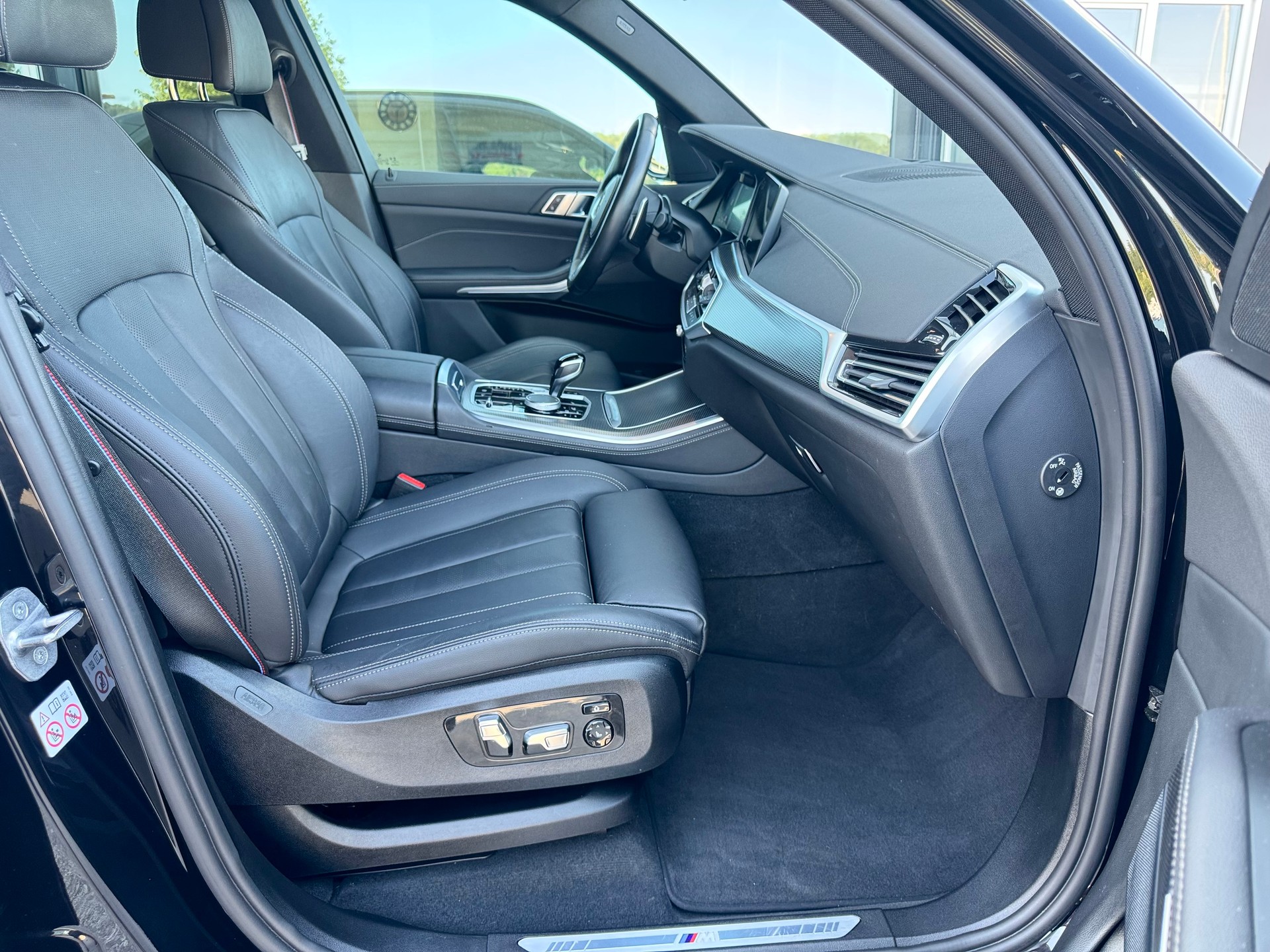 BMW X5 xDrive45e M Sport Steptronic-showroom-element-2