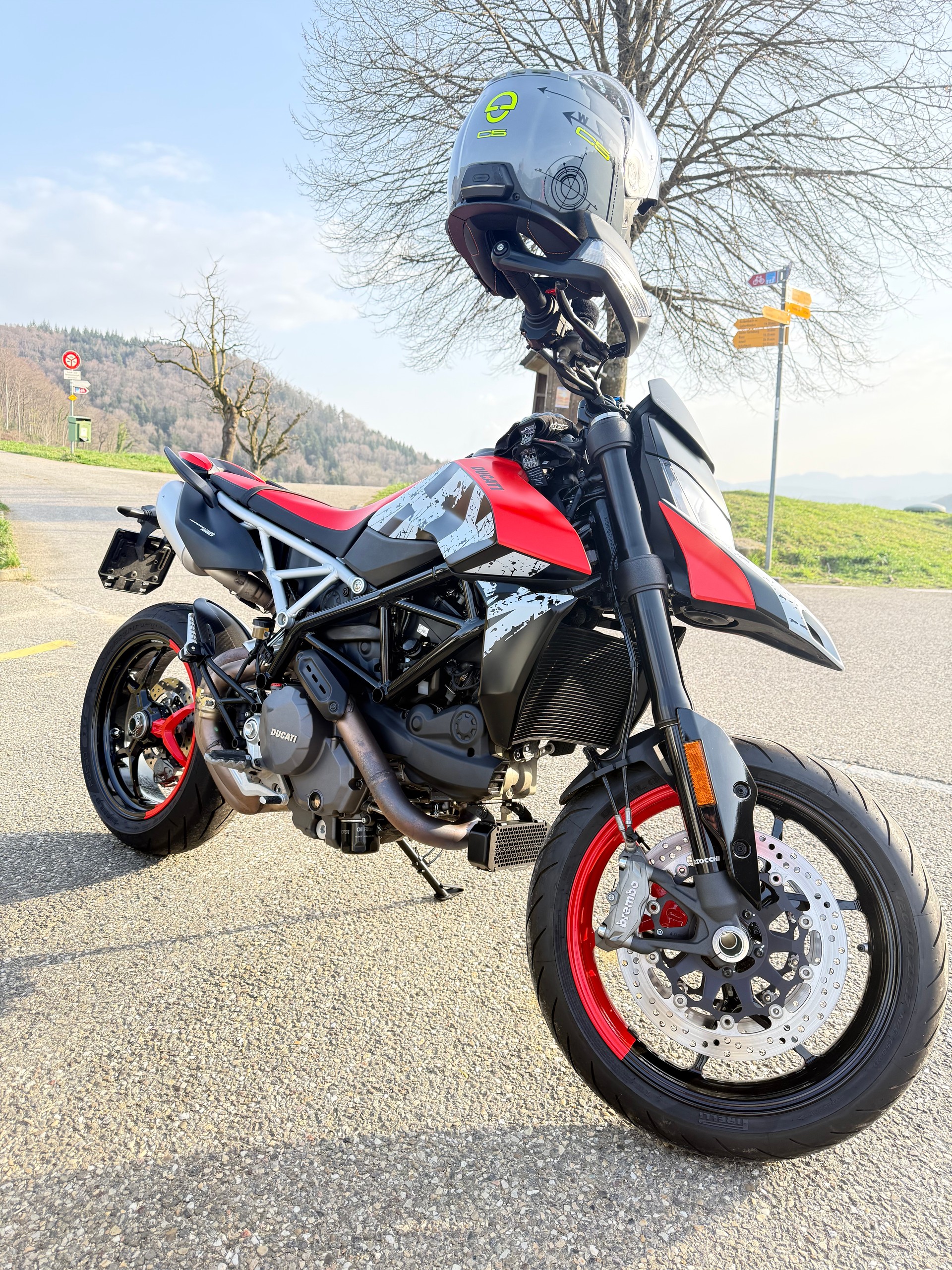 DUCATI Hypermotard 950 RVE (35kW)-image-1