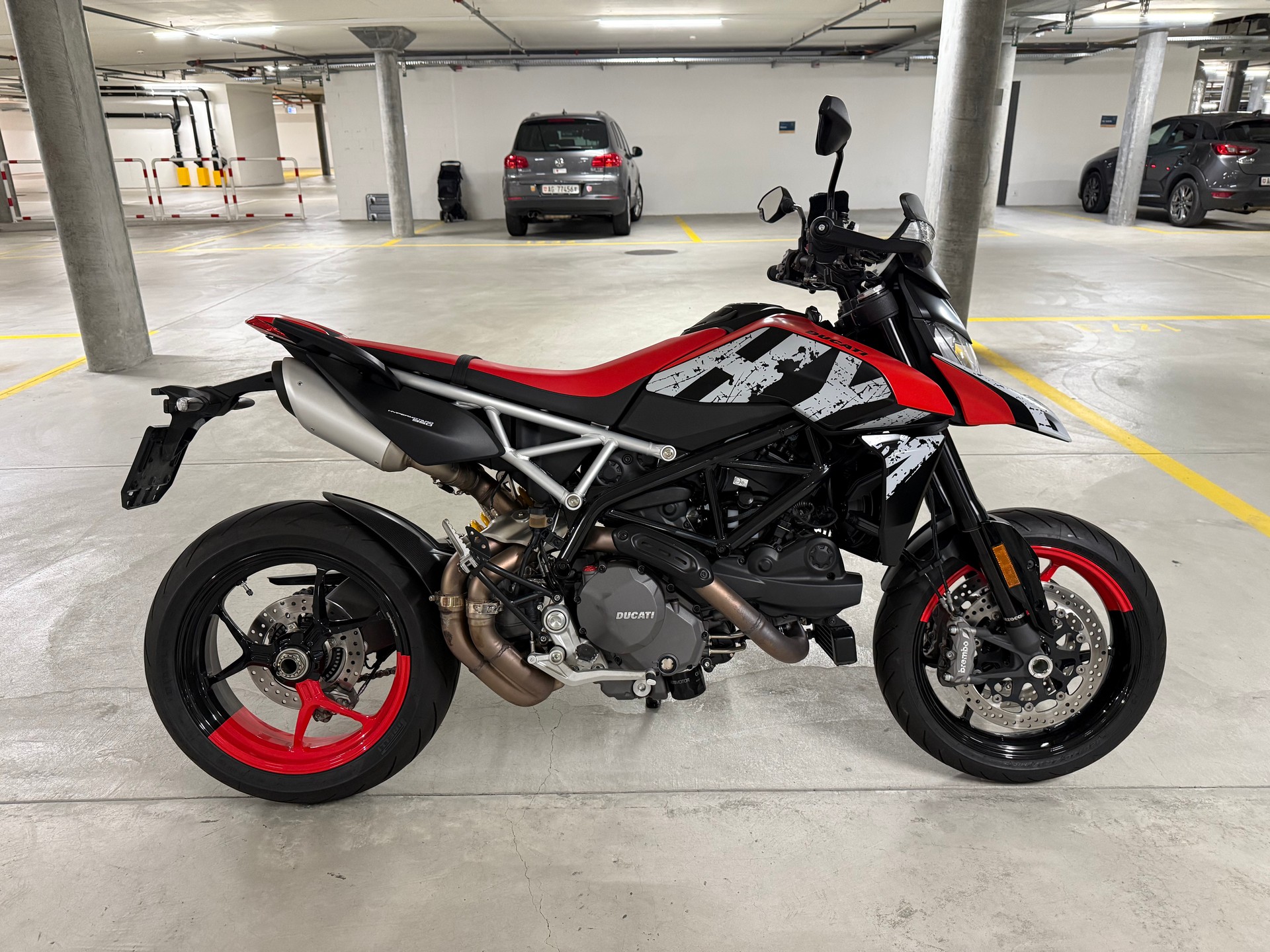 DUCATI Hypermotard 950 RVE (35kW)-image-2
