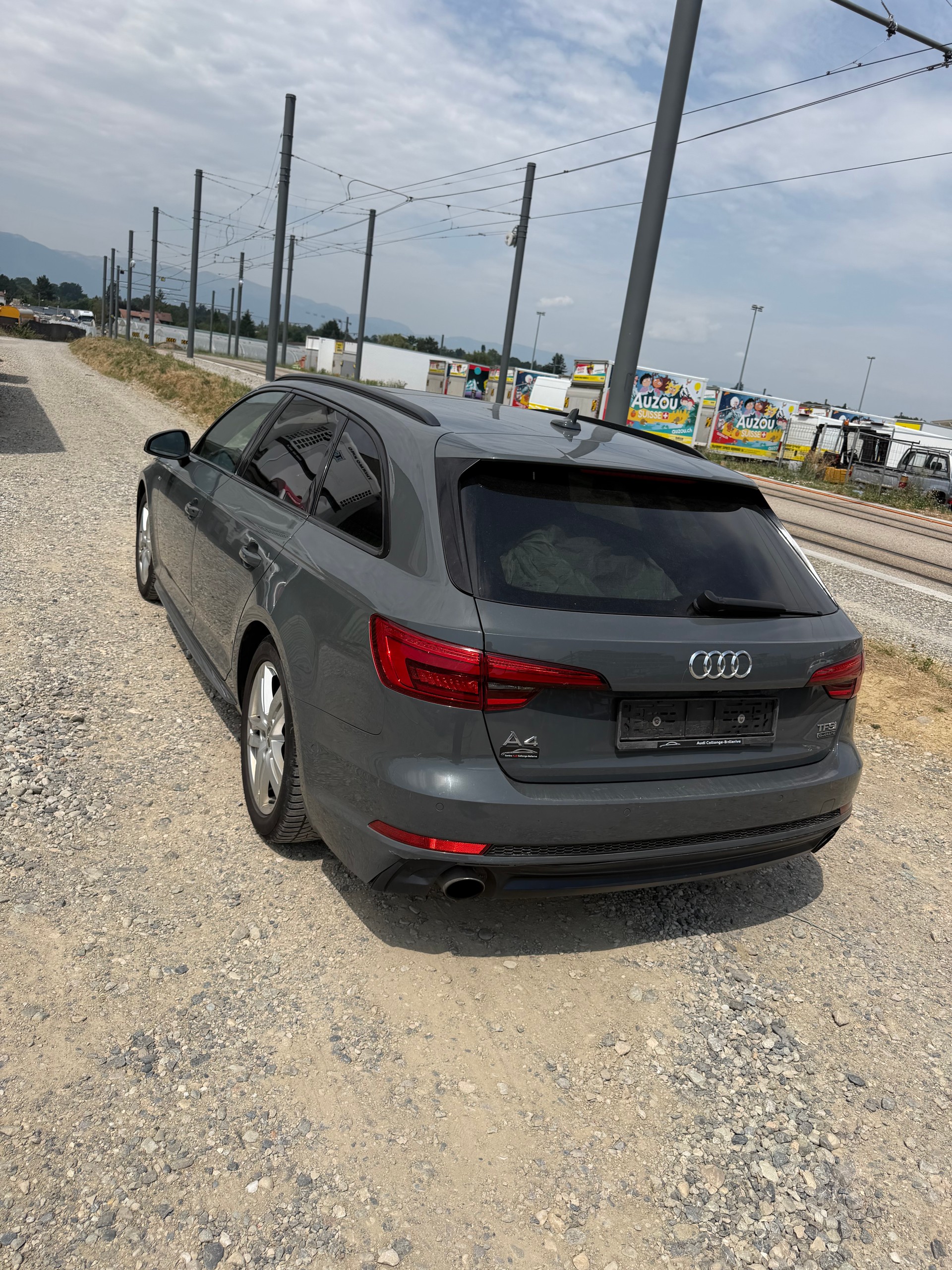AUDI A4 Avant 2.0 TFSI Sport quattro S-tronic-image-10