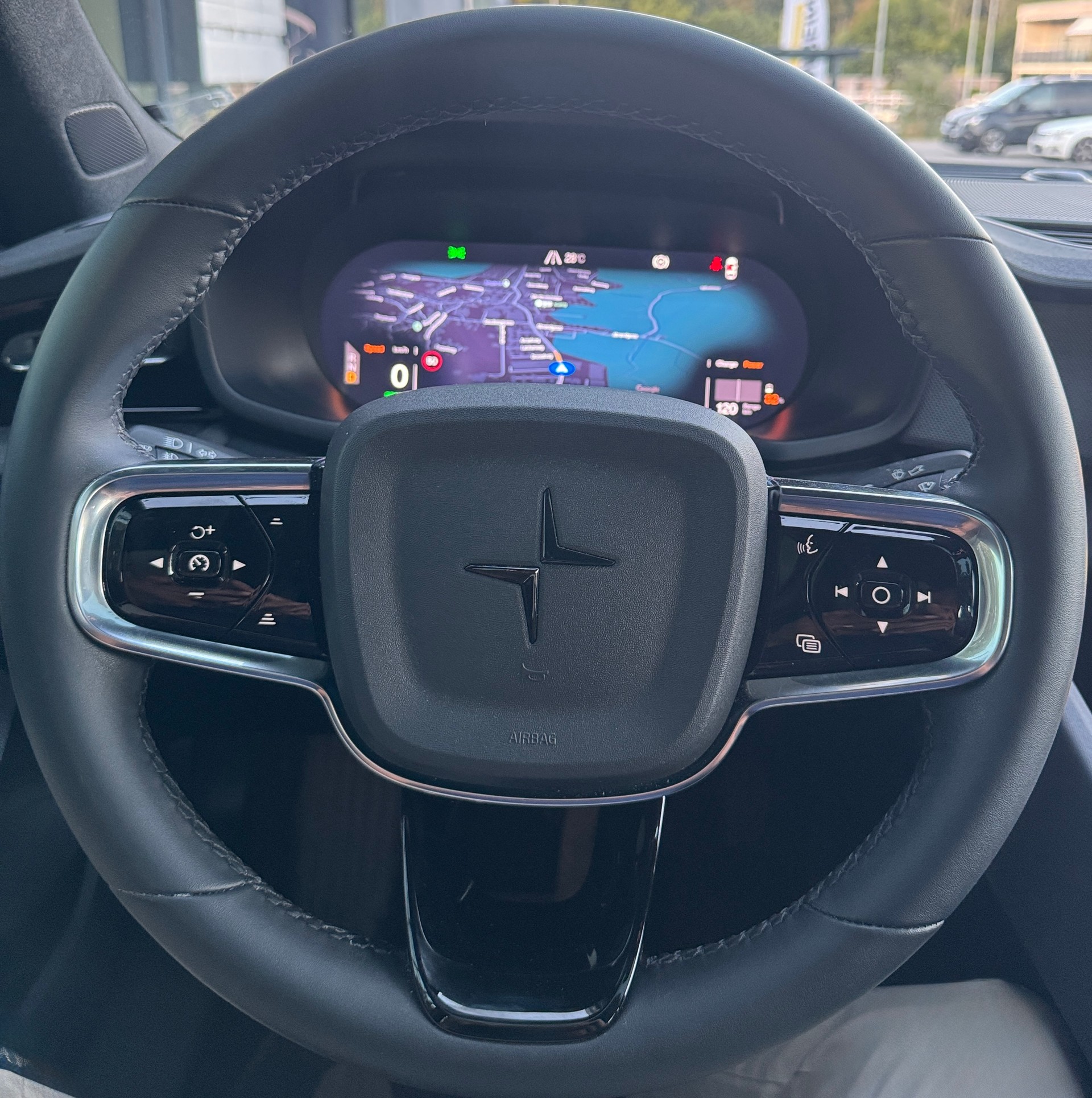 POLESTAR Polestar 2 Long Range Dual 78 kWh MY23-image-14