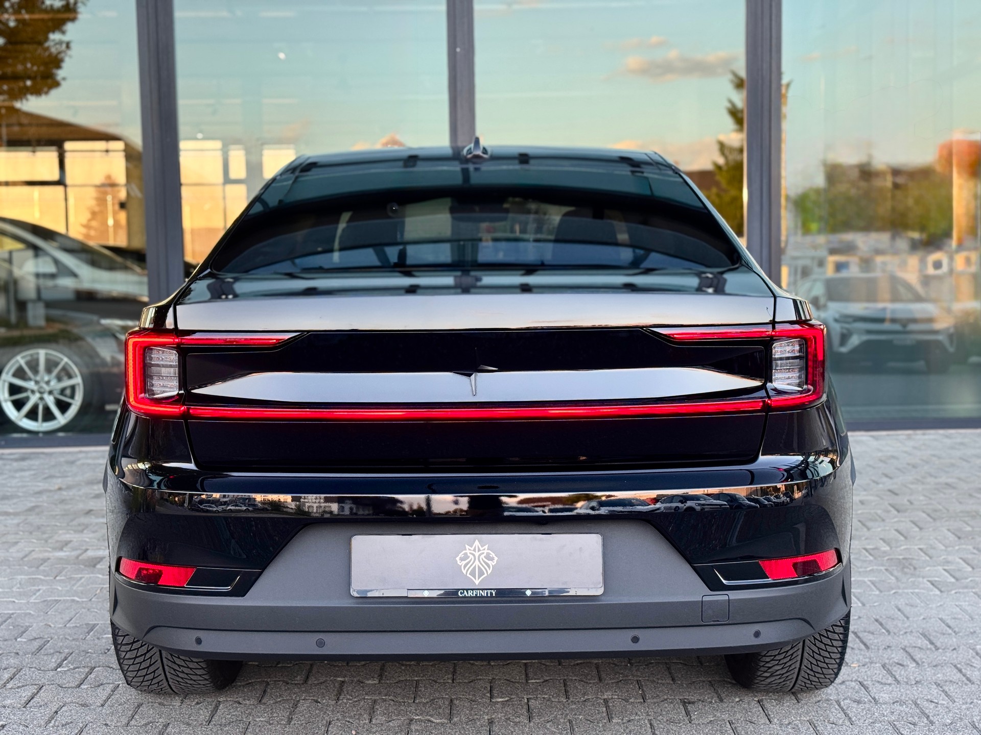 POLESTAR Polestar 2 Long Range Dual 78 kWh MY23-image-4