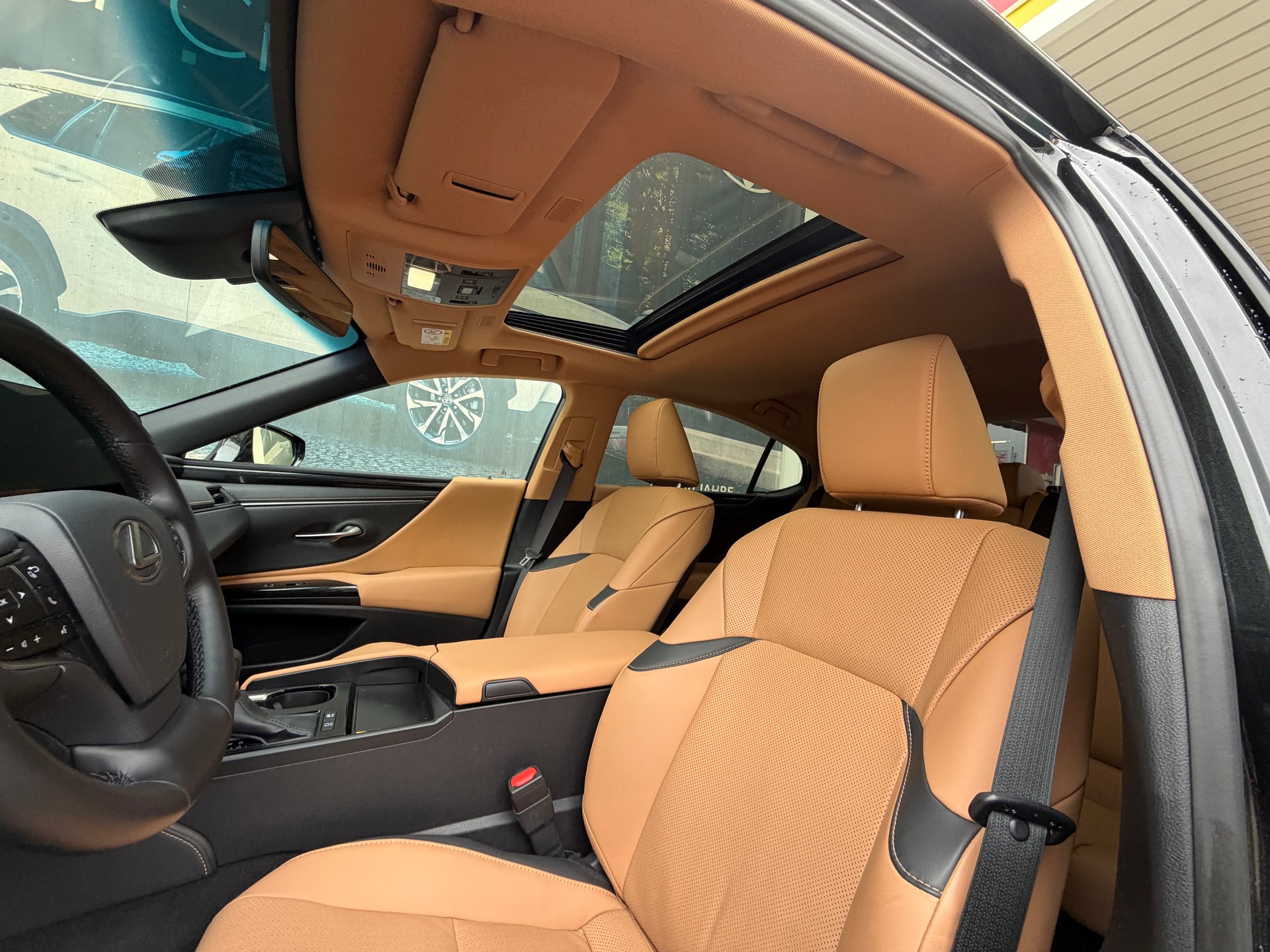 LEXUS ES 300h Comfort-image-10
