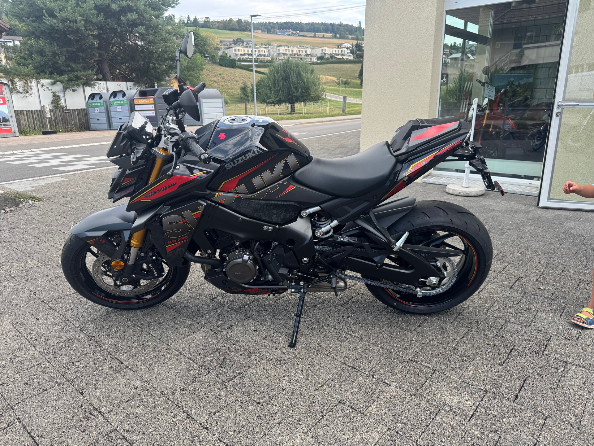SUZUKI GSX-S 1000