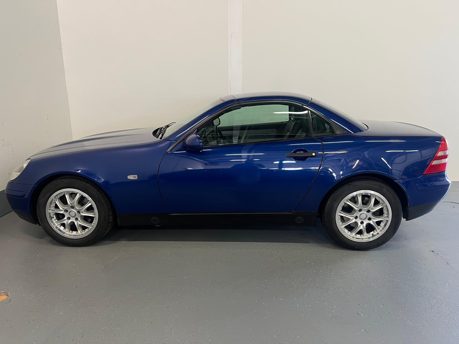 MERCEDES-BENZ SLK 200-image-13
