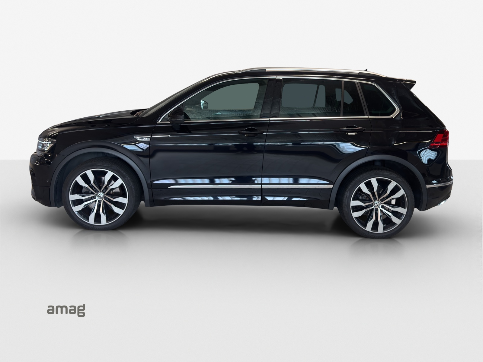 VW Tiguan 2.0TSI Highline 4Motion DSG-showroom-element-1