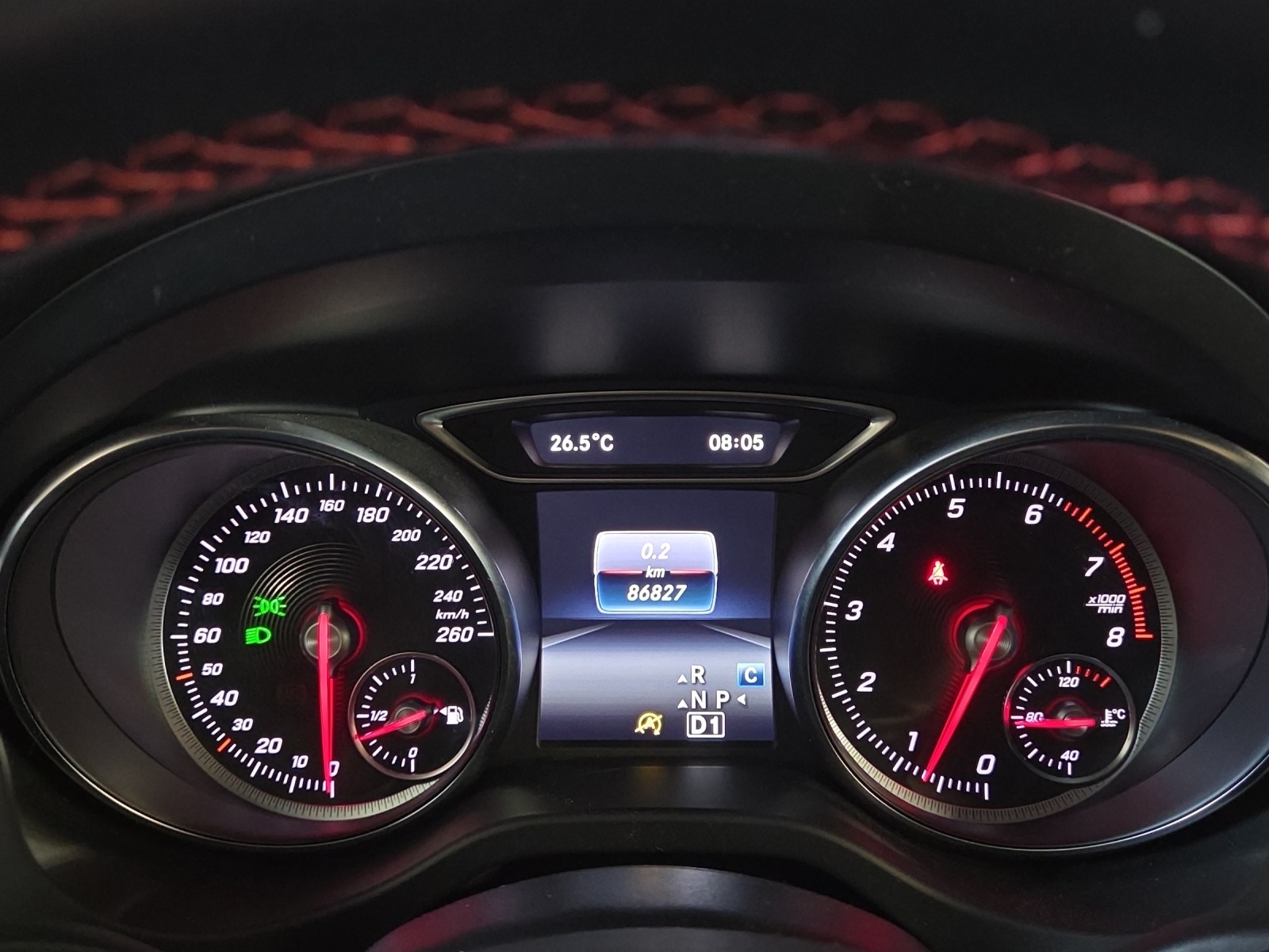 MERCEDES-BENZ CLA 250 AMG Line 4Matic-image-15