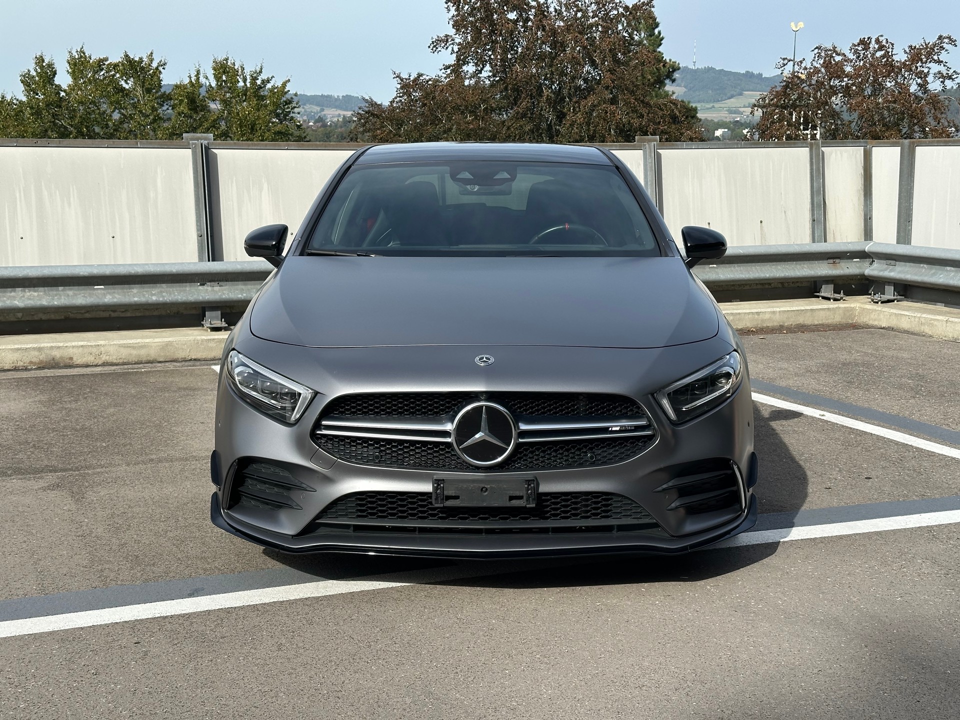 MERCEDES-BENZ A 35 AMG 4matic-image-2