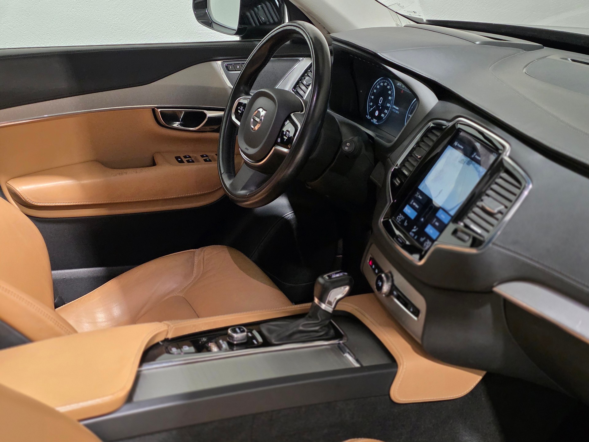 VOLVO XC90 D5 AWD Inscription Geartronic, MFK 16.09.2026-image-23