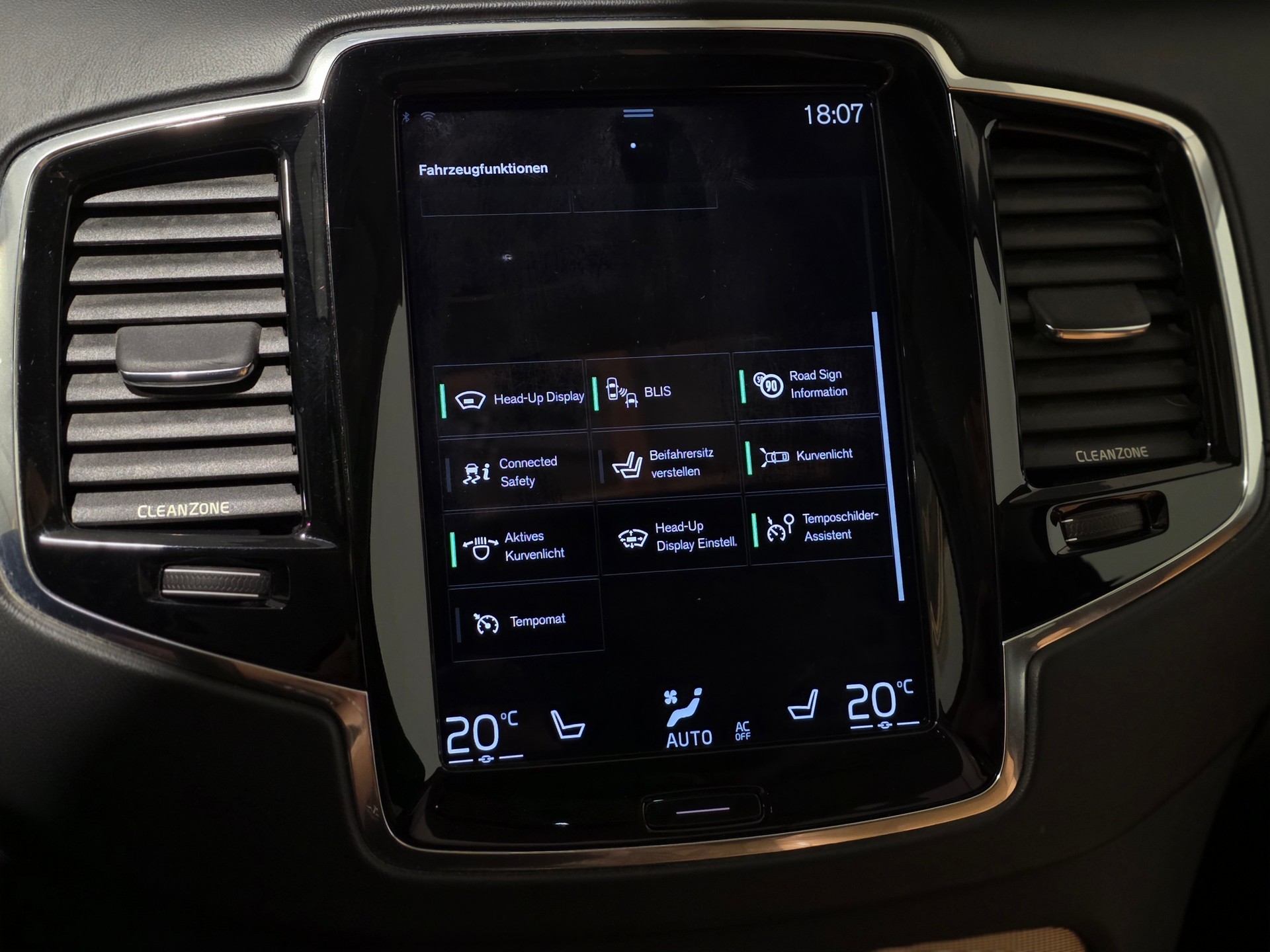 VOLVO XC90 D5 AWD Inscription Geartronic, MFK 16.09.2026-image-12