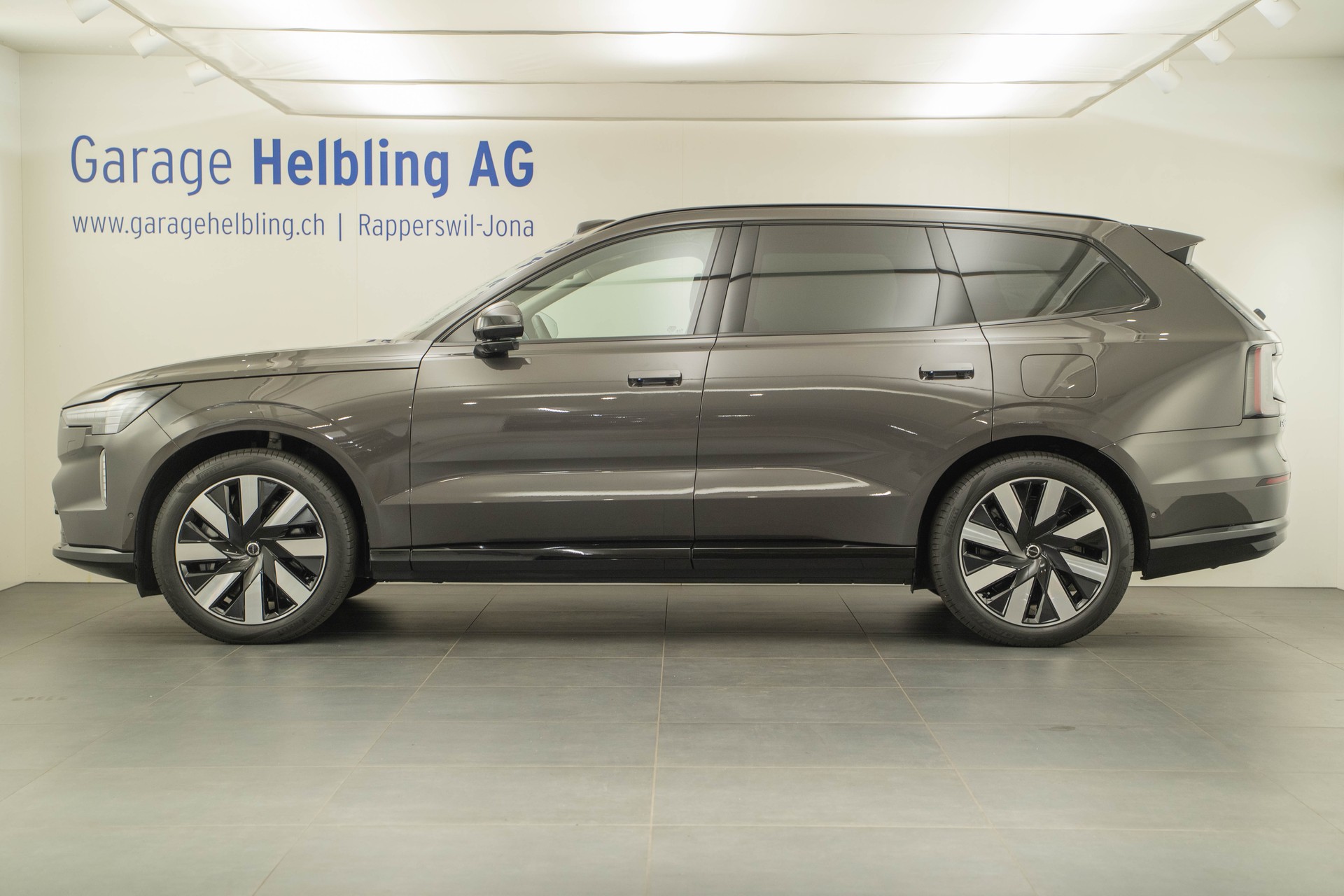 VOLVO EX90 Twin Ultra AWD-showroom-element-2