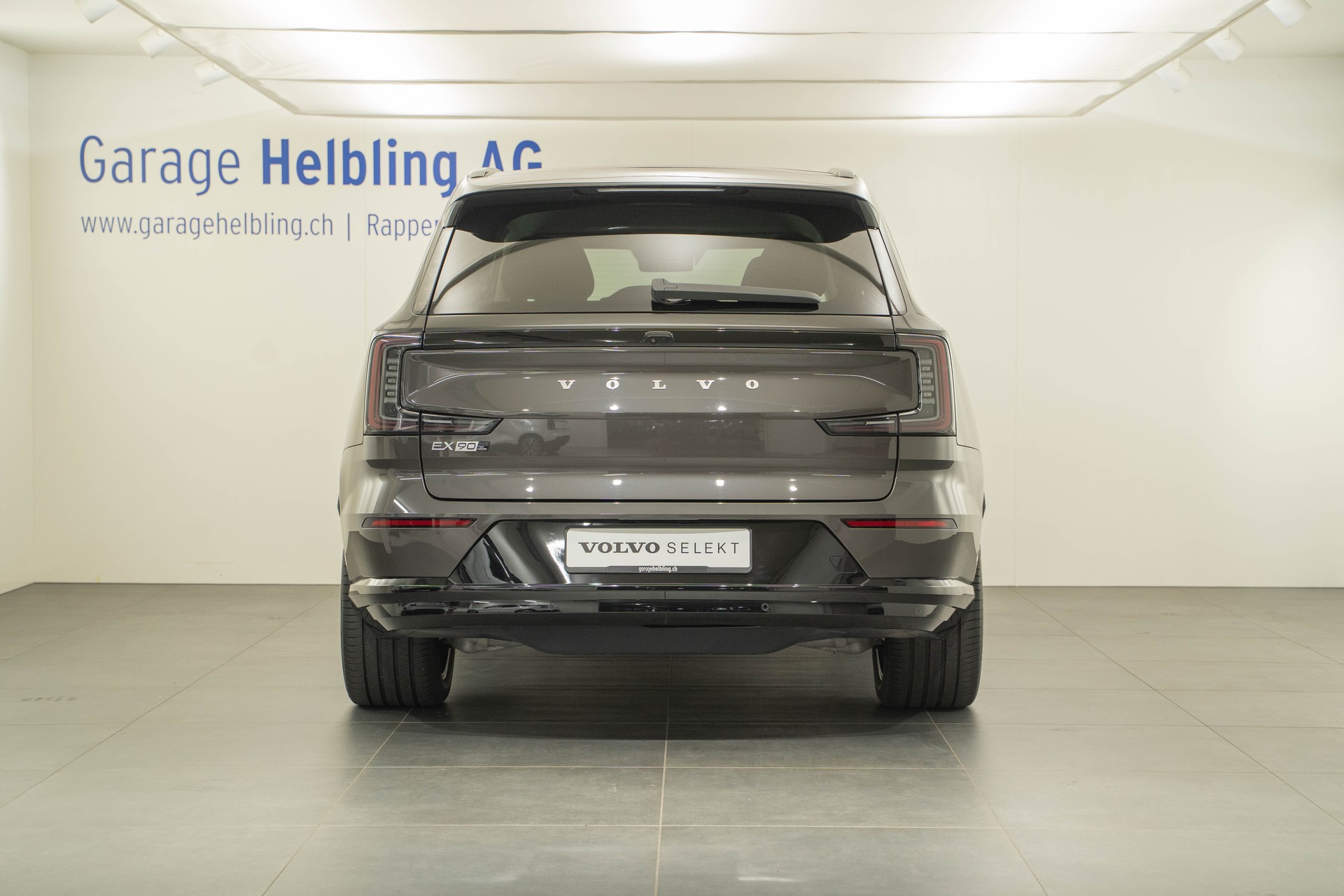 VOLVO EX90 Twin Ultra AWD-showroom-element-3