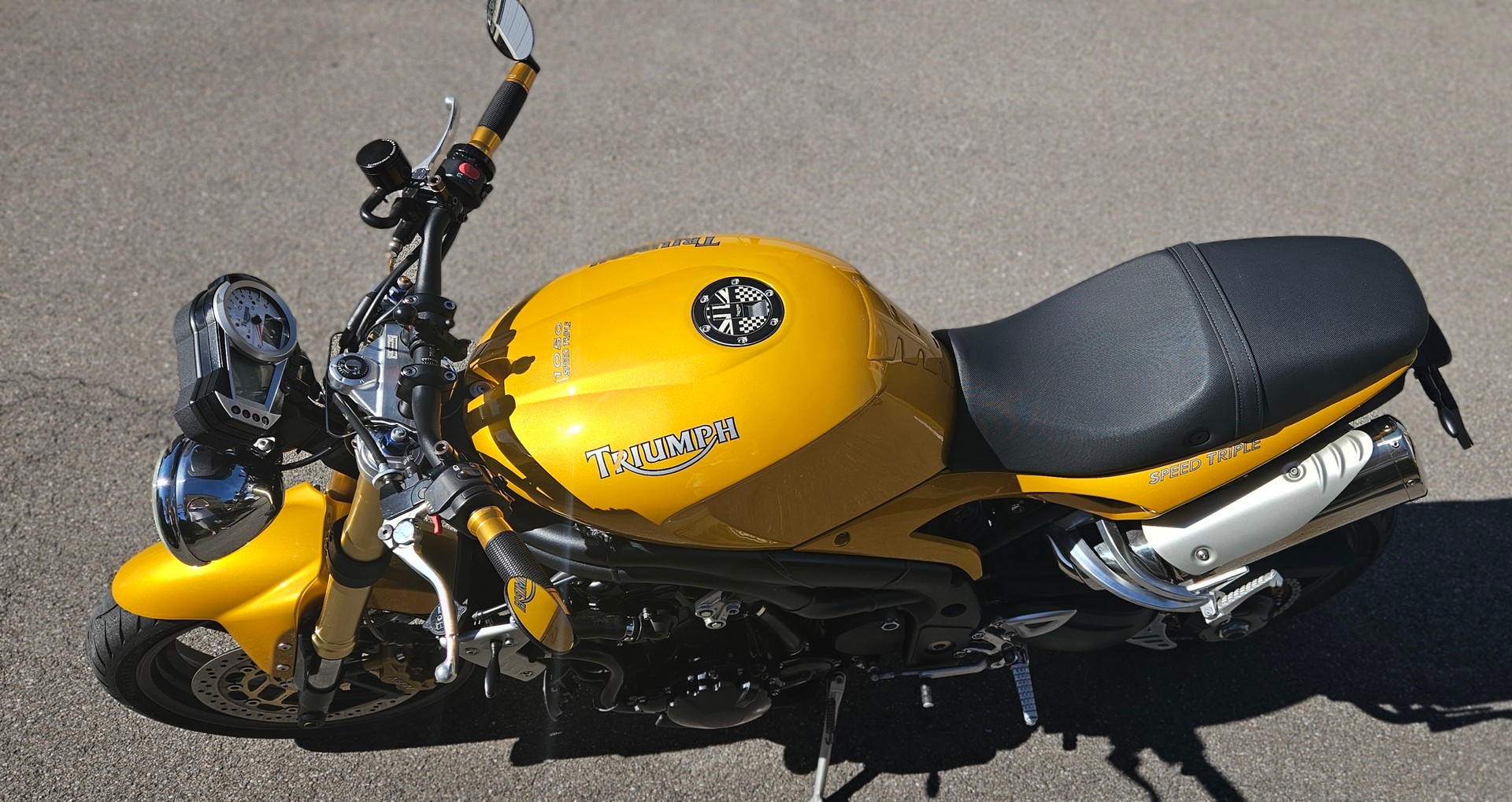 TRIUMPH Speed Triple 1050-image-10