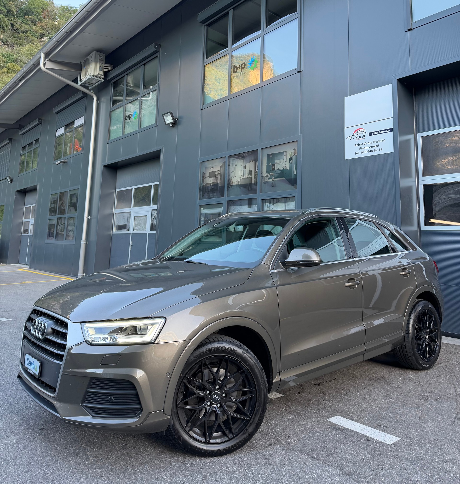 AUDI Q3 2.0 TFSI sport quattro S-tronic