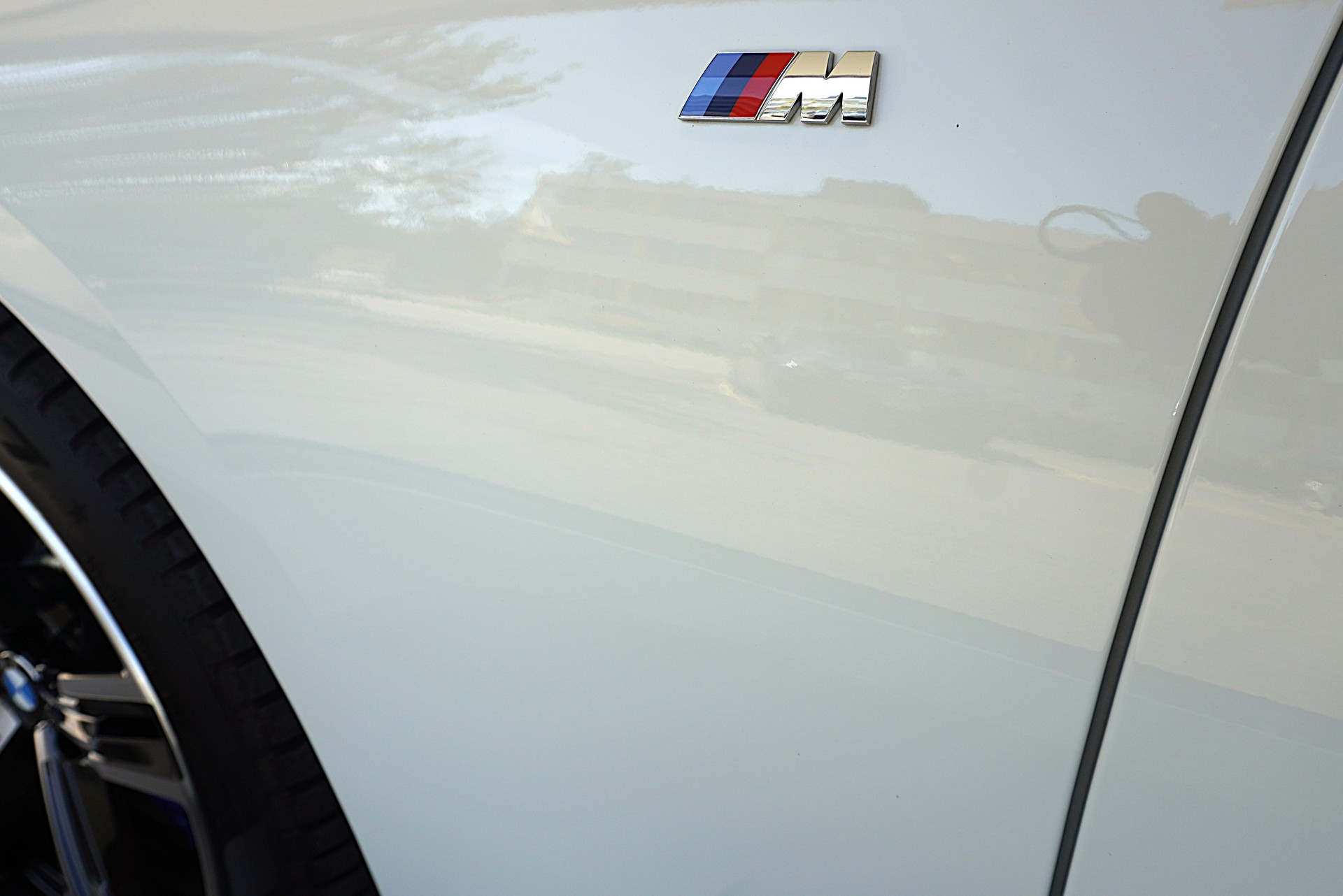 BMW 320d xDrive 48V Touring Steptronic M Sport-image-22