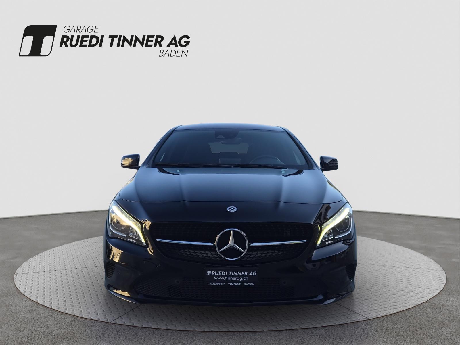 MERCEDES-BENZ CLA 200 Night Star Shooting Brake-showroom-element-1