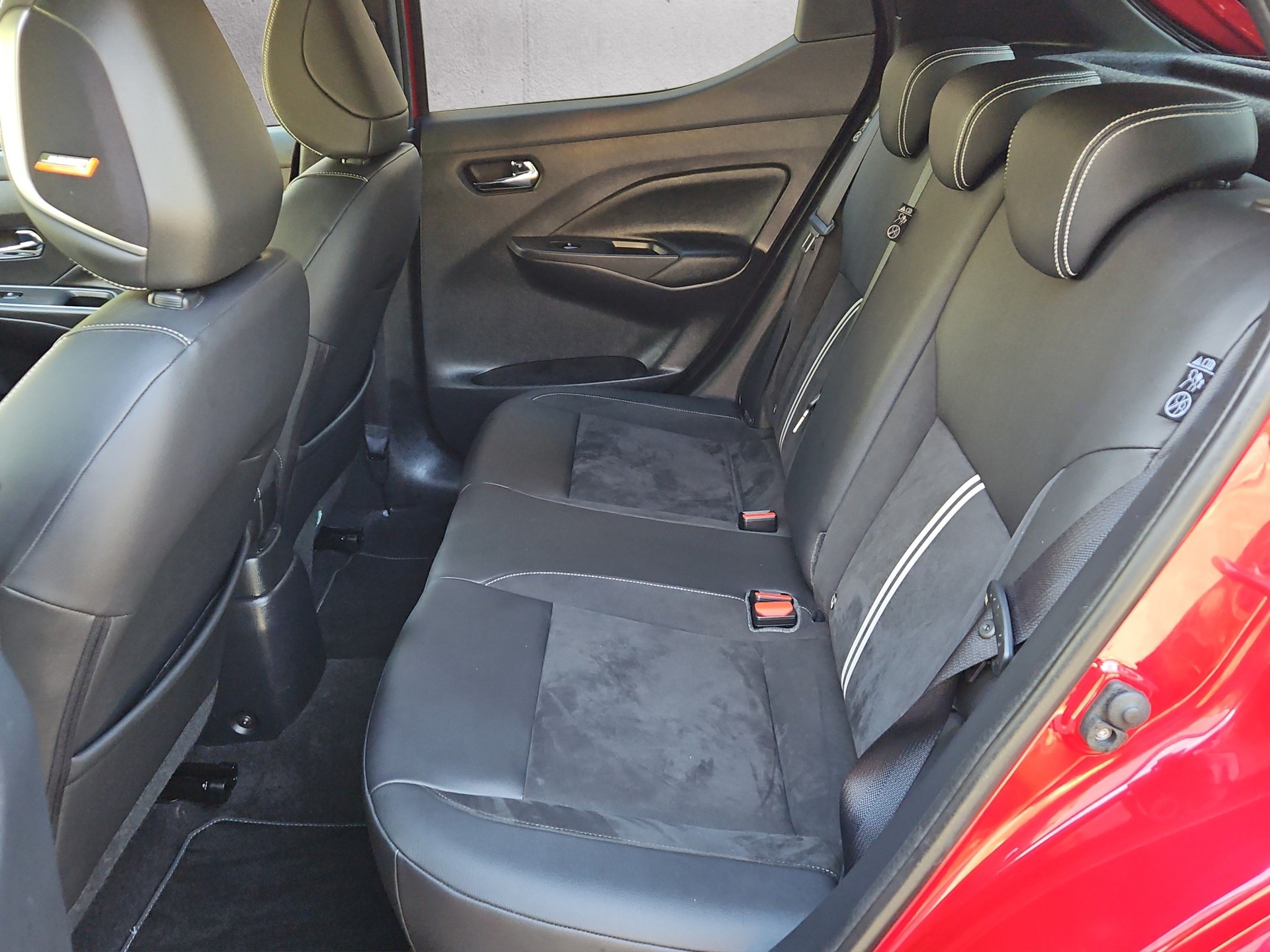 NISSAN Micra DIG-T 117 n-sport-image-10