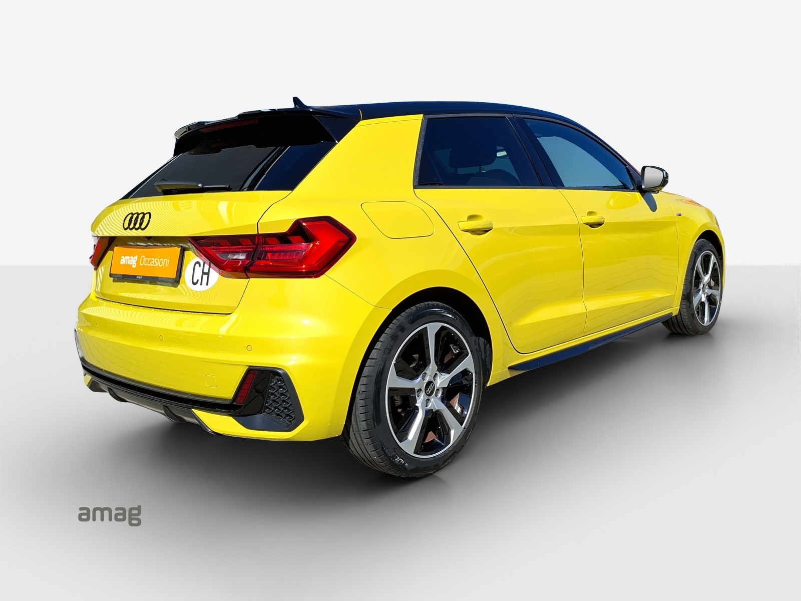 AUDI A1 Sportback 30 TFSI S Line Attraction S-tronic-image-4