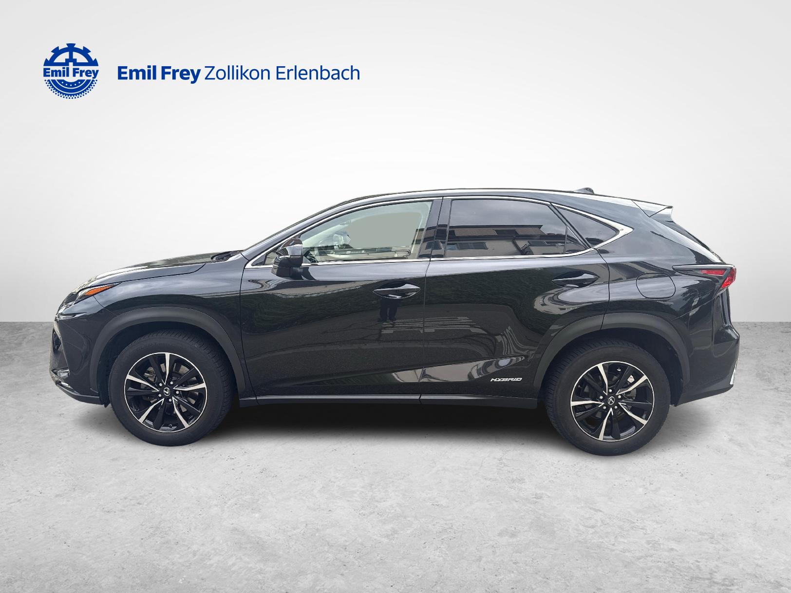 LEXUS NX 300h Comfort-showroom-element-1