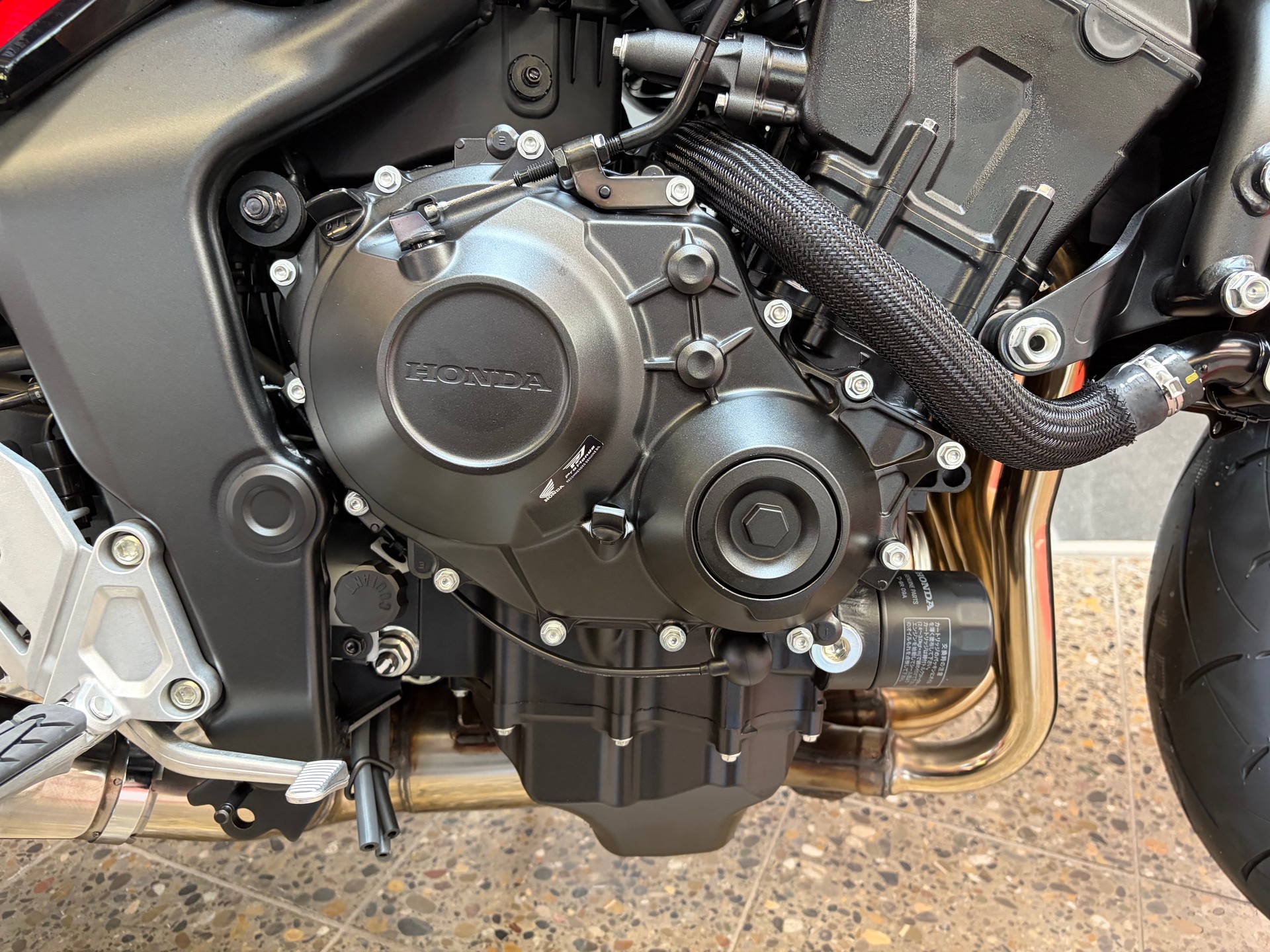HONDA CB1000F-image-7