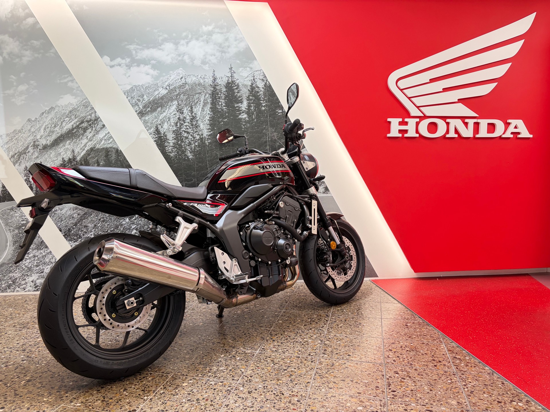 HONDA CB1000F-image-3