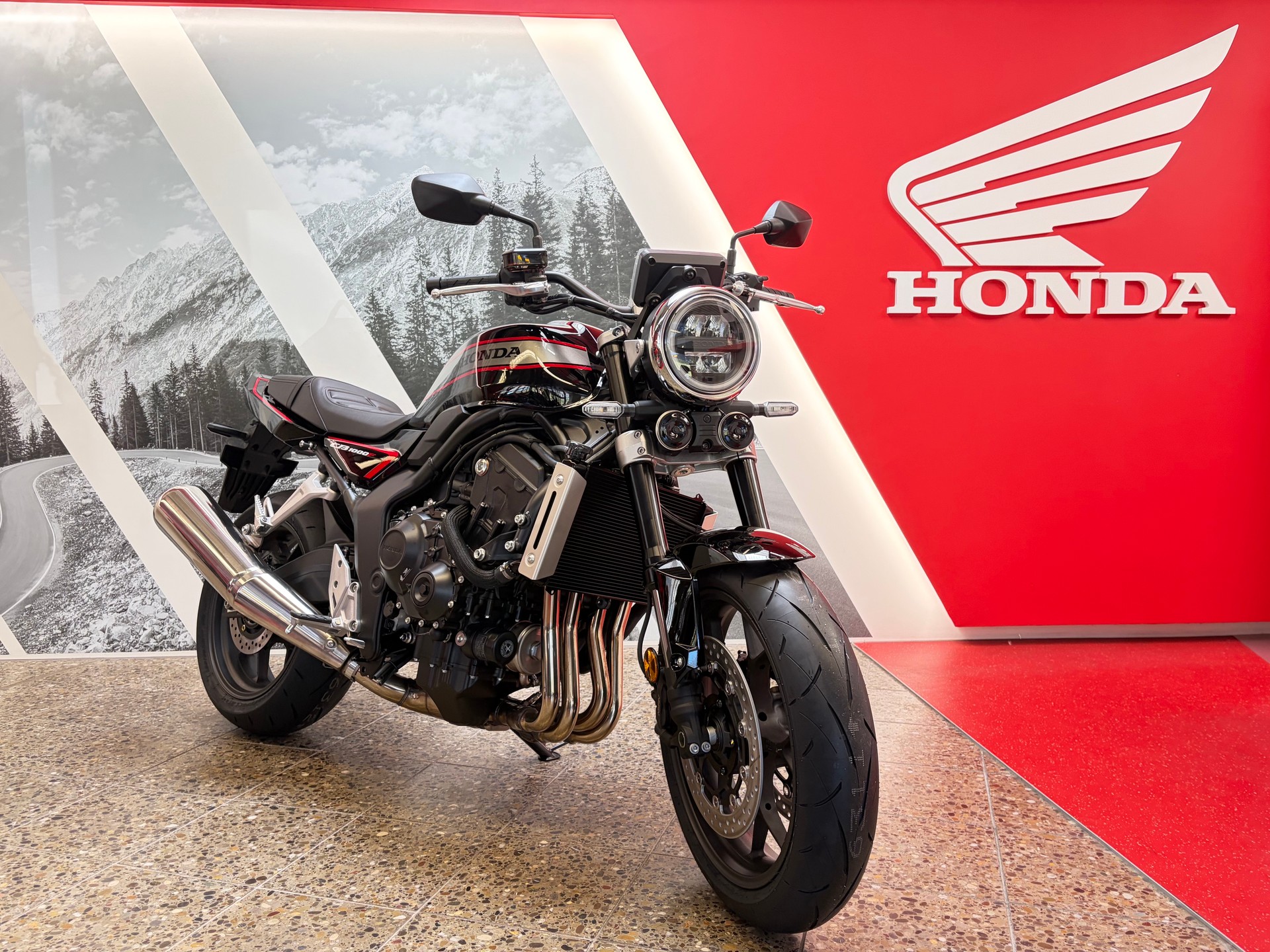HONDA CB1000F-image-2