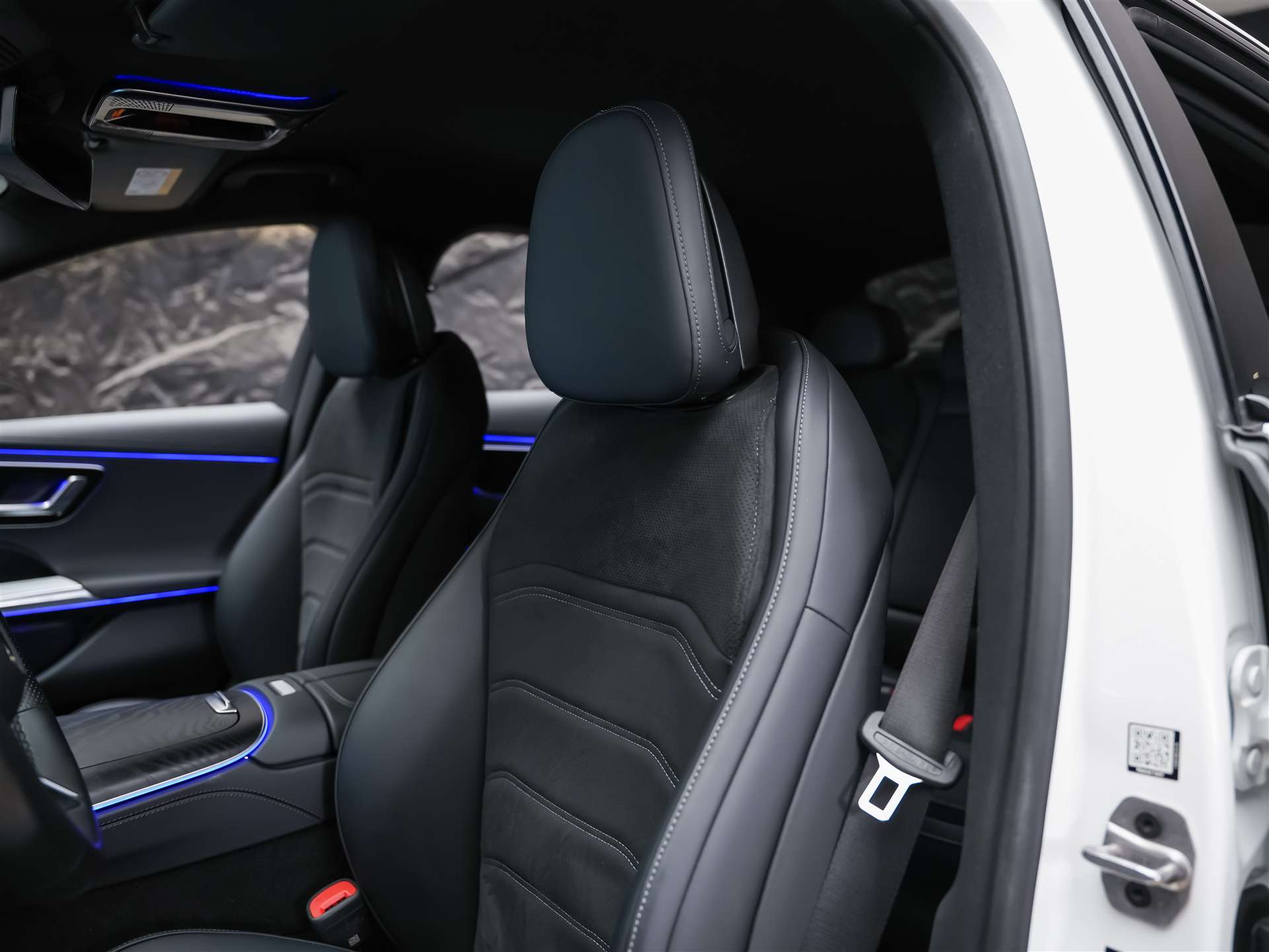 MERCEDES-BENZ E 200 AMG Line 9G-Tronic *Werksgarantie*21" Felgen*Lenkradheizung*-image-9