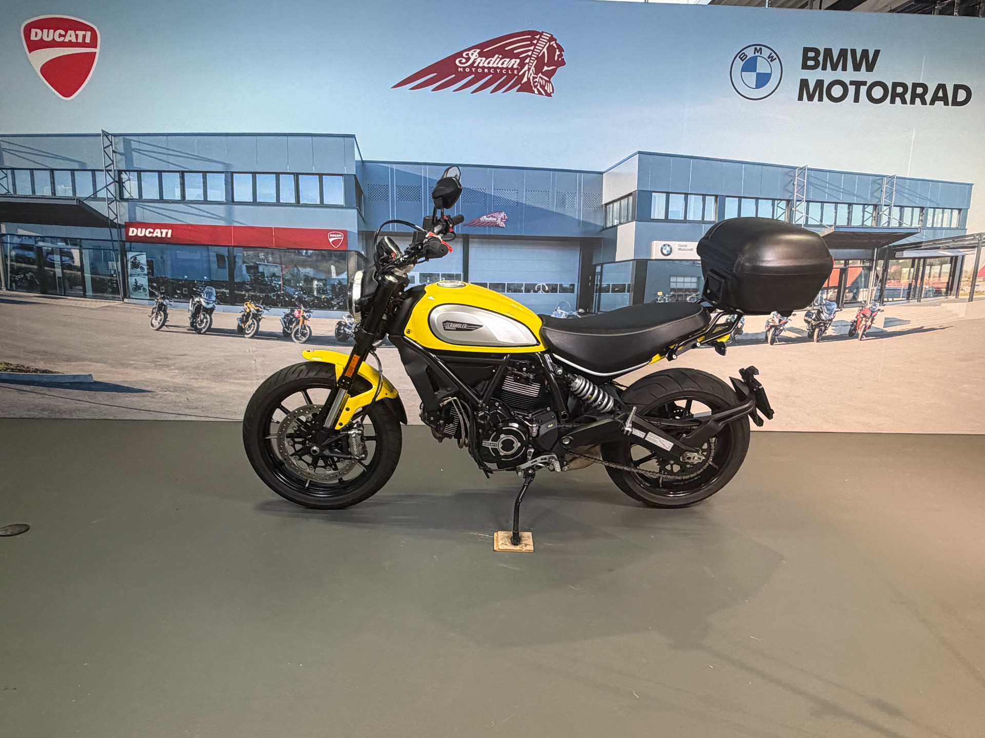 DUCATI Scrambler 800 Icon-image-2