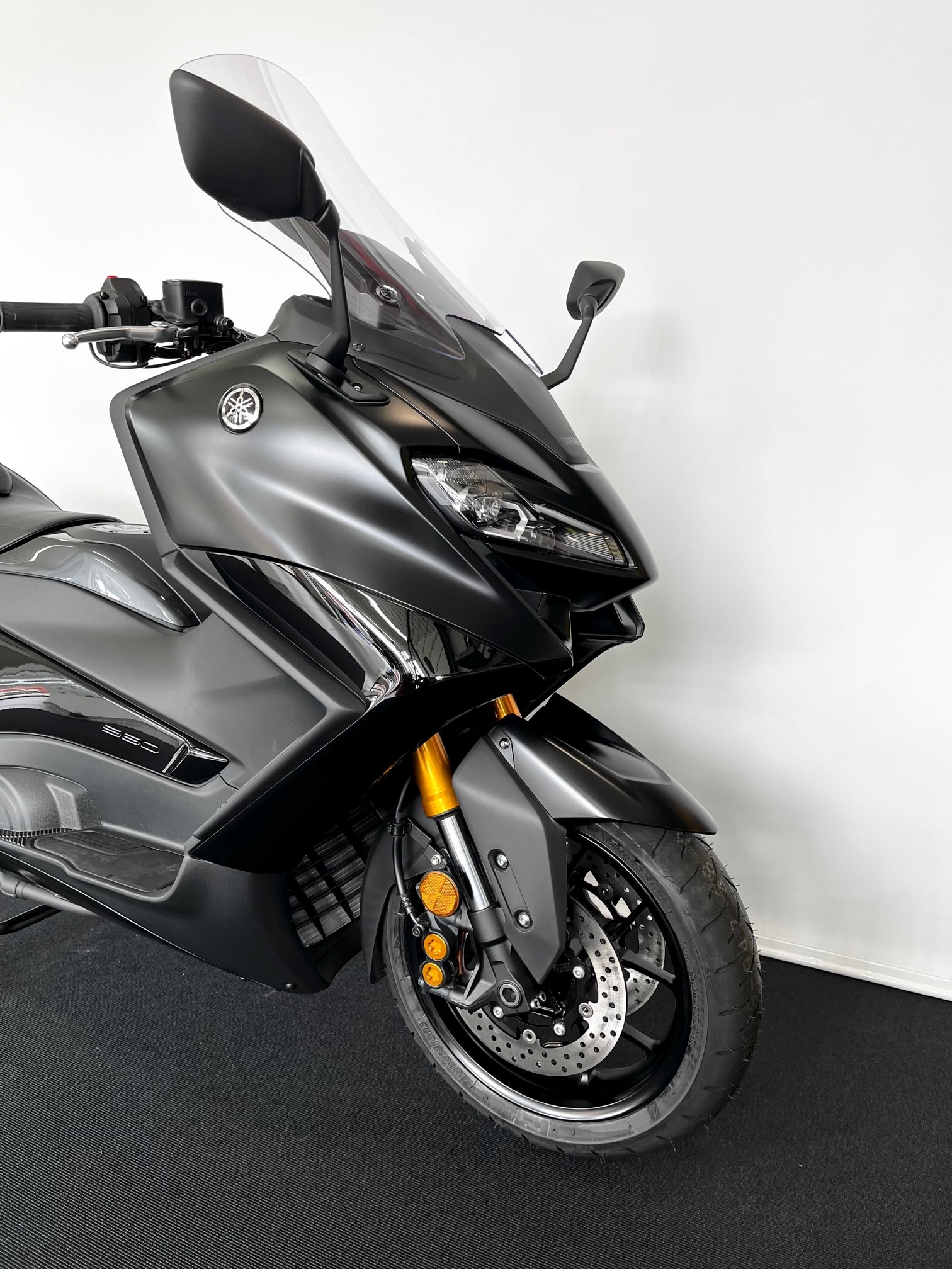 YAMAHA T-MAX Tech-Max XP 560-image-2