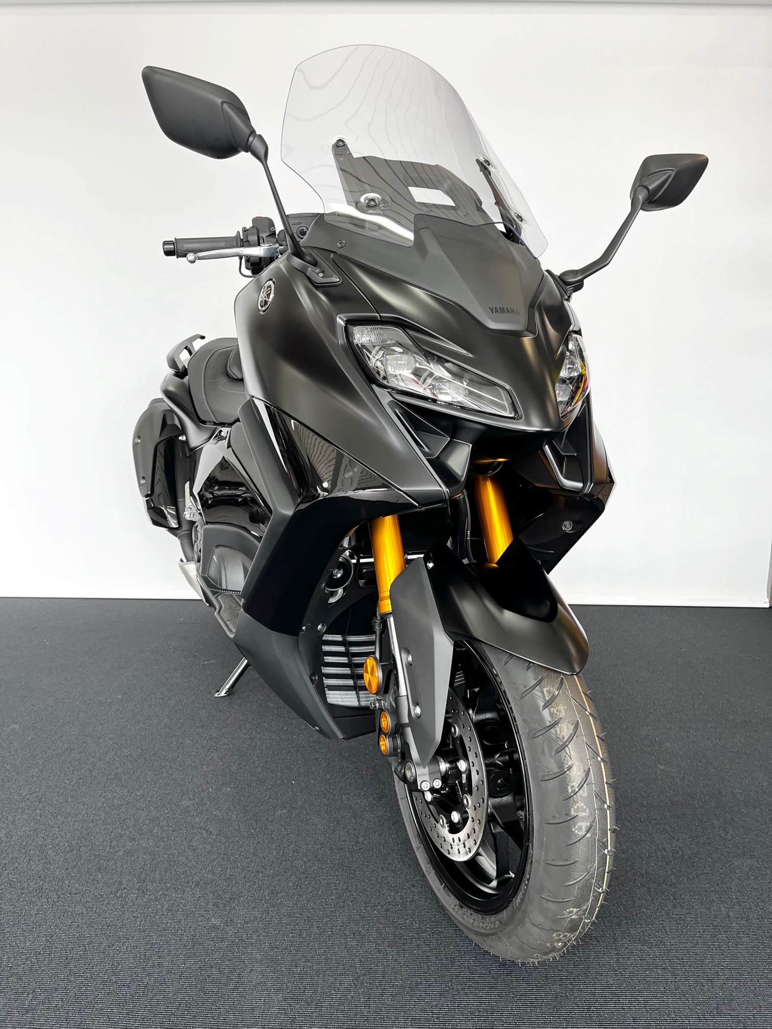 YAMAHA T-MAX Tech-Max XP 560-image-4