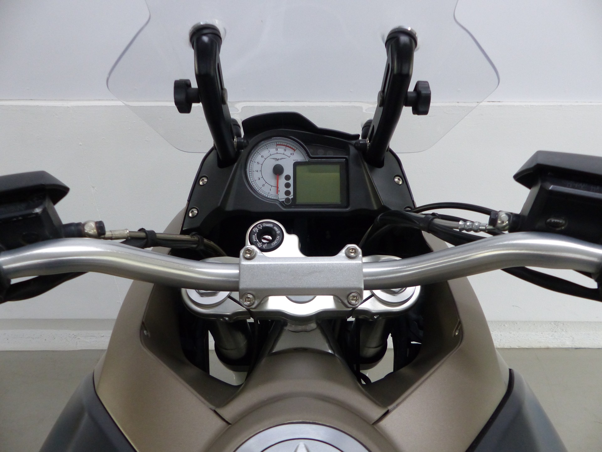 MOTO GUZZI Stelvio 1200 NTX-image-4