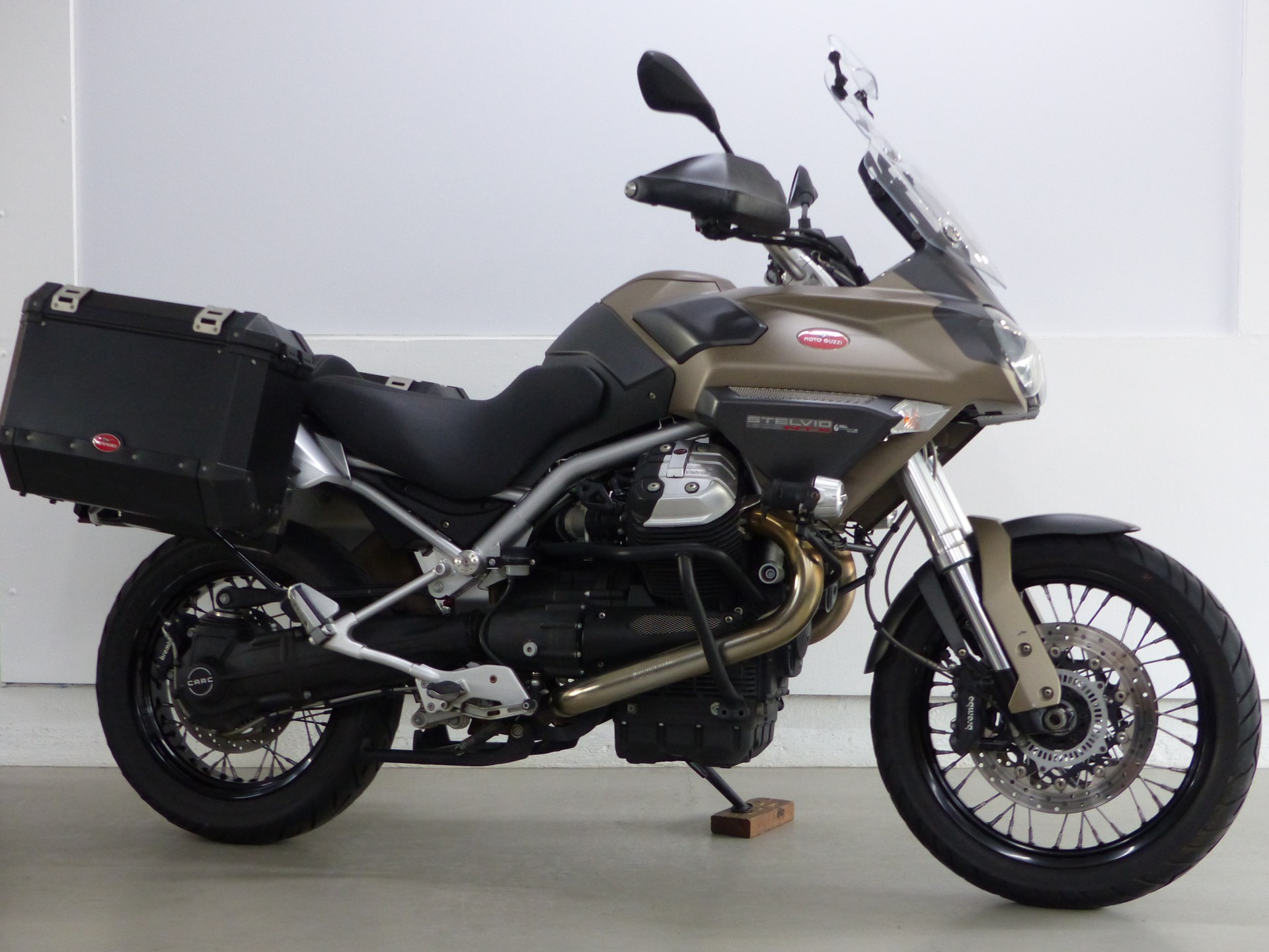 MOTO GUZZI Stelvio 1200 NTX-image-1