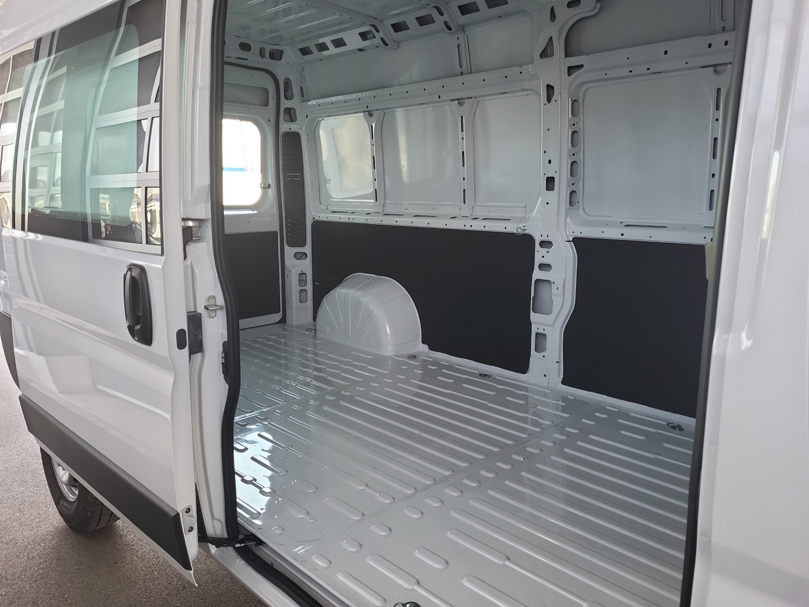 FIAT Ducato 295 35 Kaw. 4035 H2 2.2-image-11