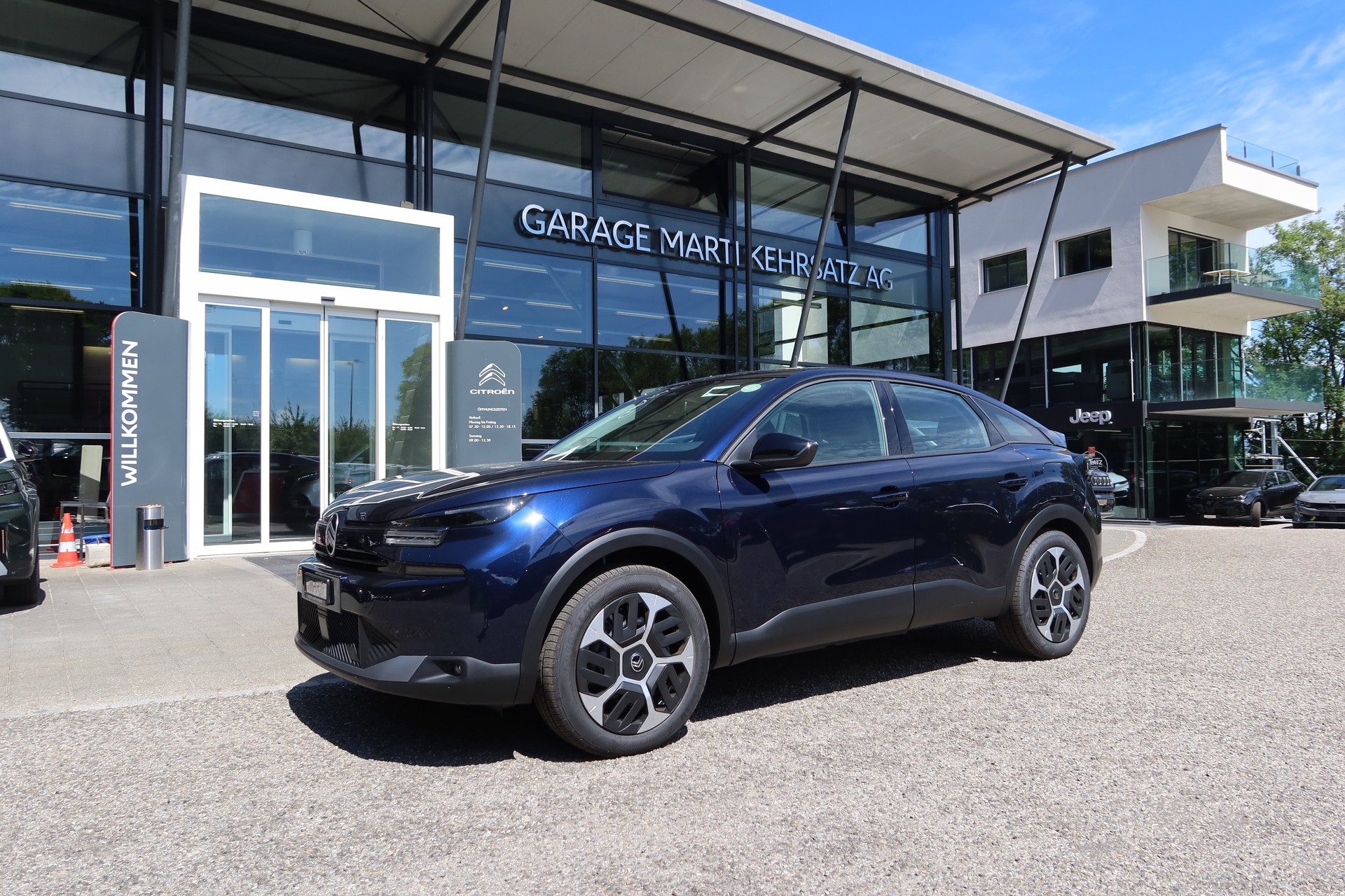CITROEN C4 YOU+ E-Series 54kWh-image-1