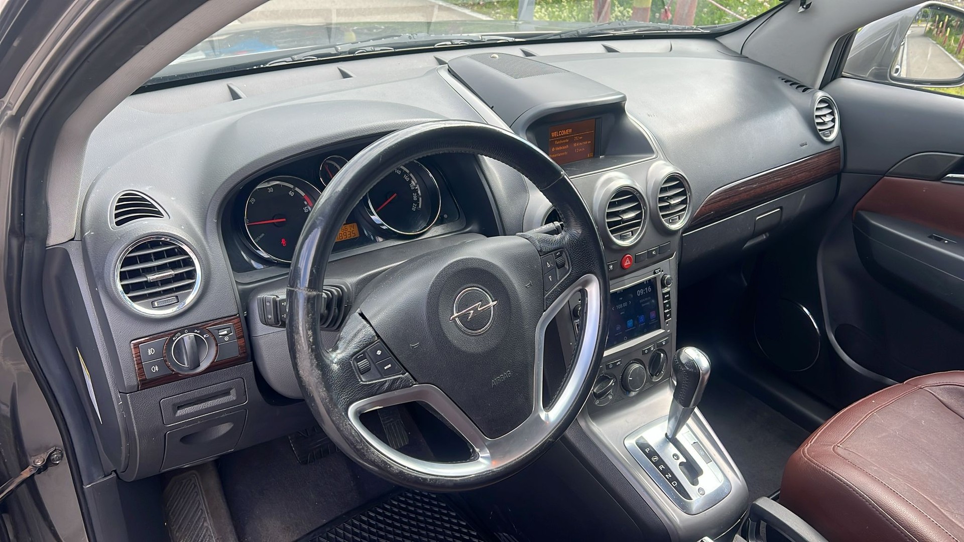 OPEL Antara 2.0 CDTi Cosmo 4WD-image-9