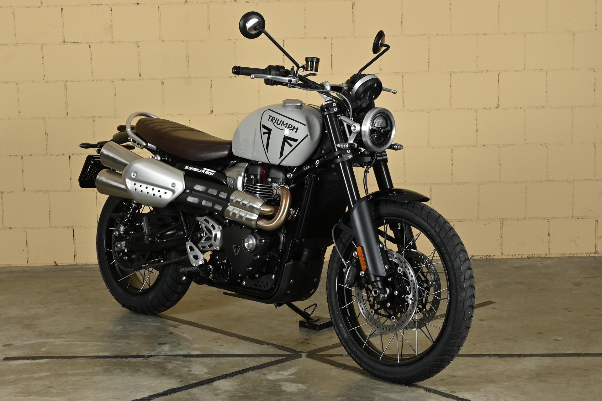 TRIUMPH Scrambler 1200 X-image-1