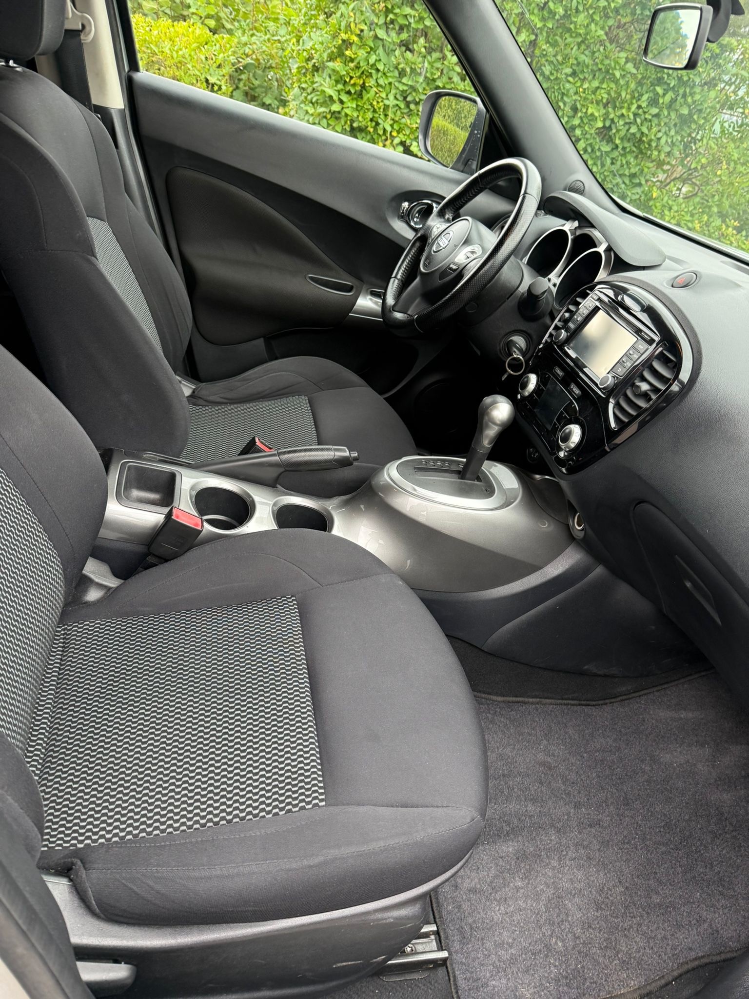 NISSAN Juke 1.6 tekna Xtronic CVT-image-4