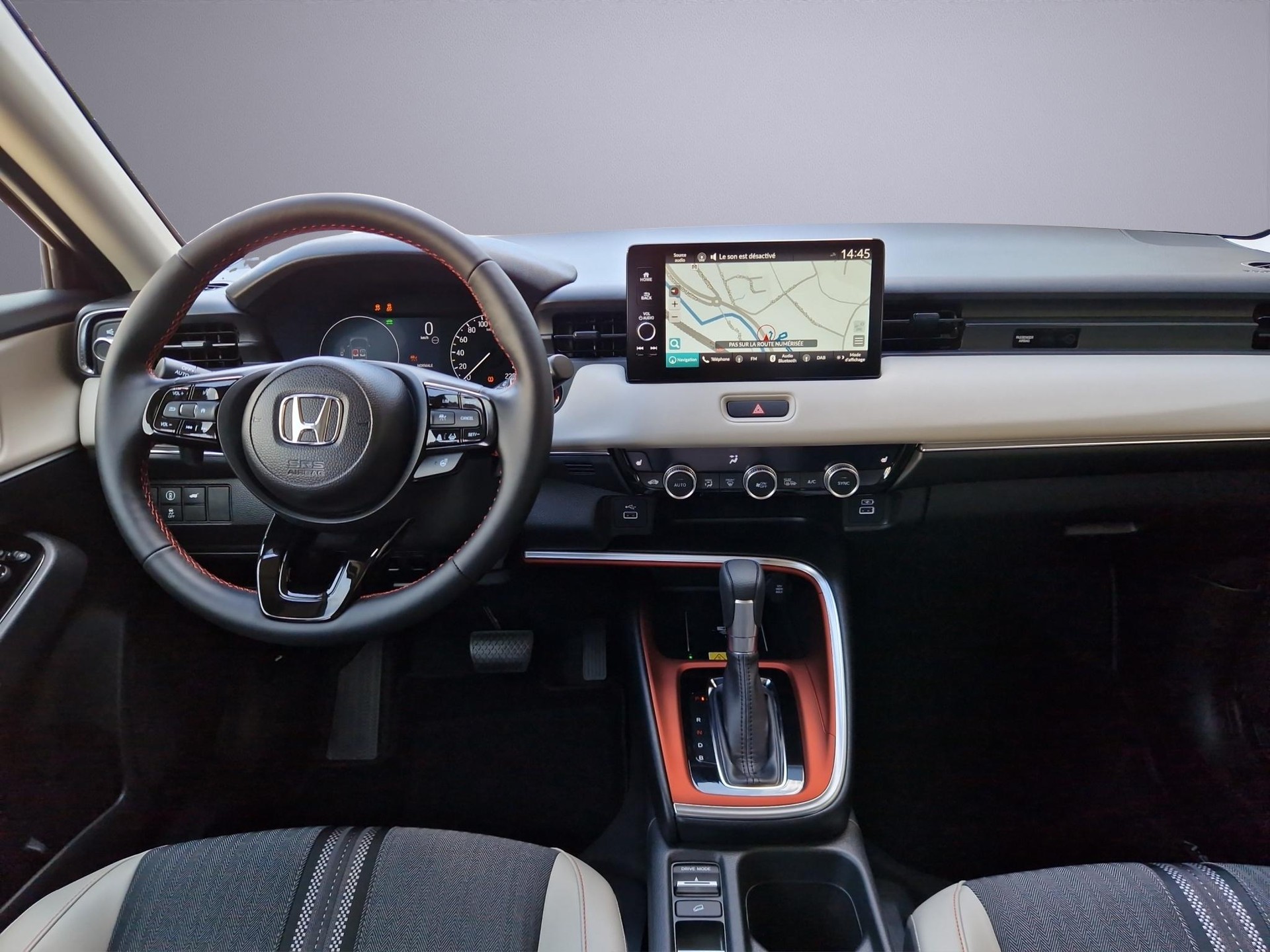HONDA HR-V 1.5 i-MMD Advance Style-image-14