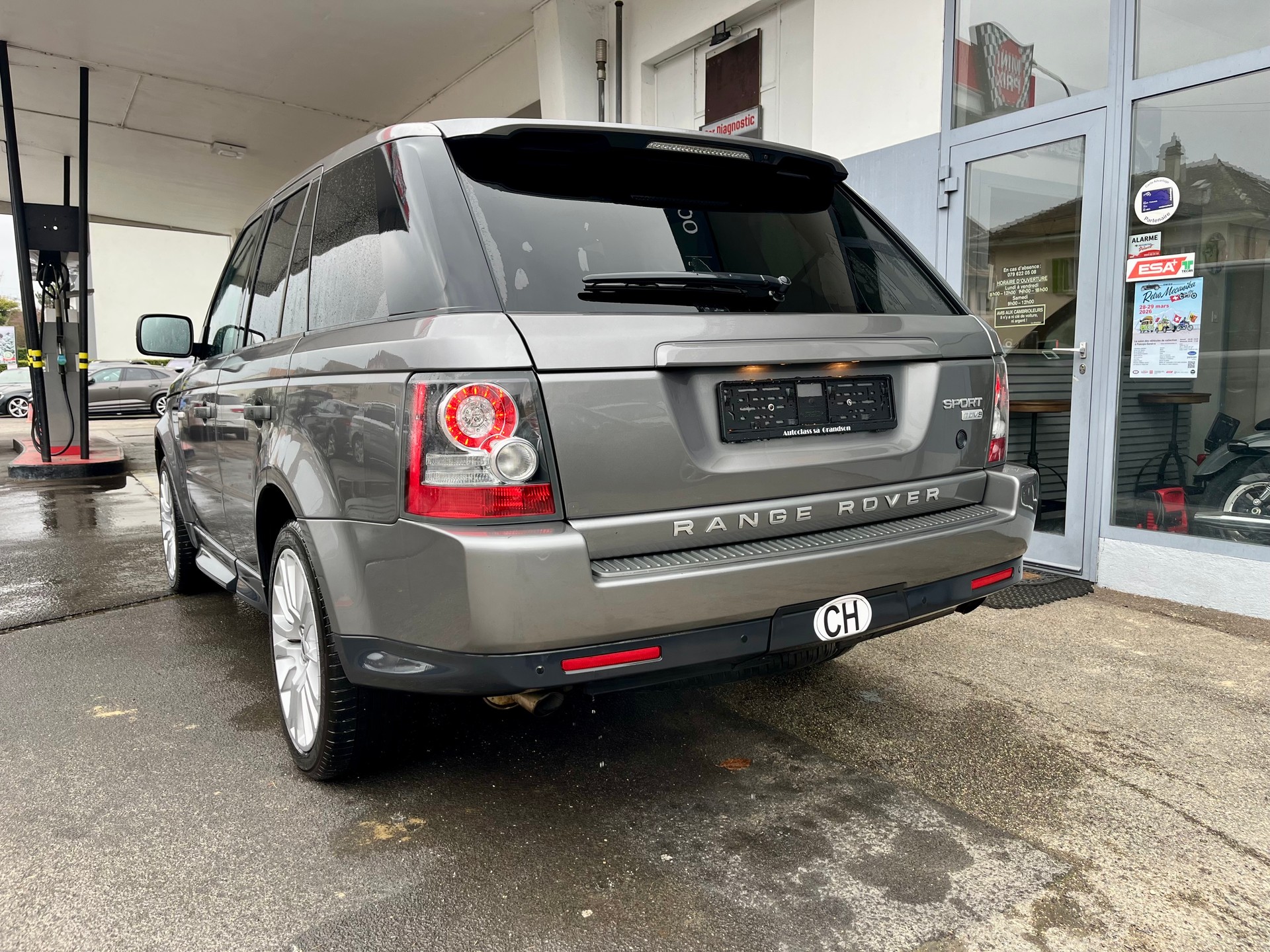 LAND ROVER Range Rover Sport 3.6 TDV8 HSE Automatic-showroom-element-2