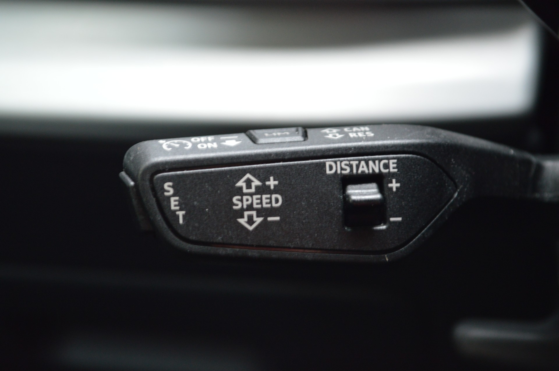 AUDI Q8 45 TDI Black Edition quattro tiptronic-image-17