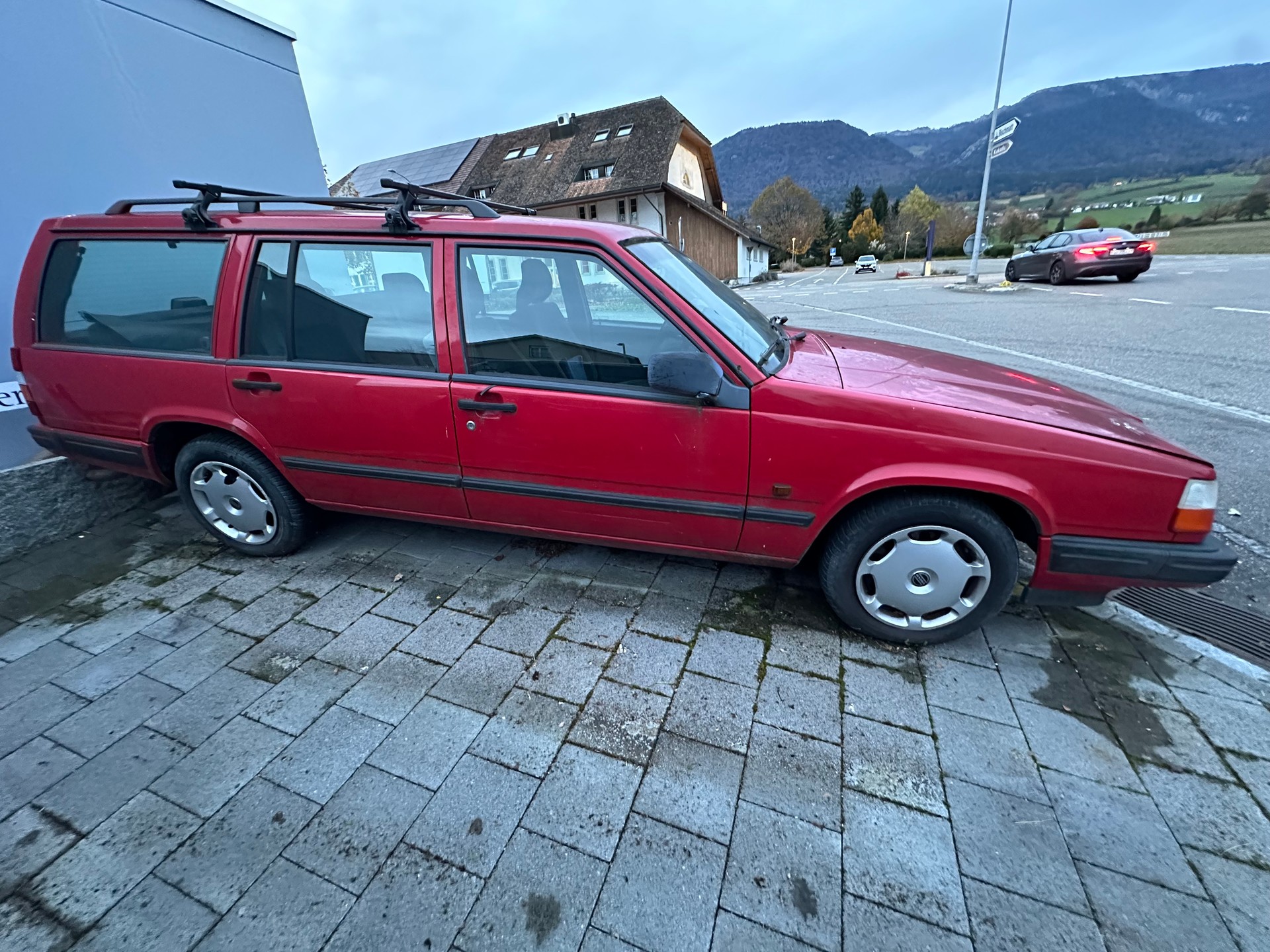 VOLVO 940 2.3 Polar S LPT-image-2