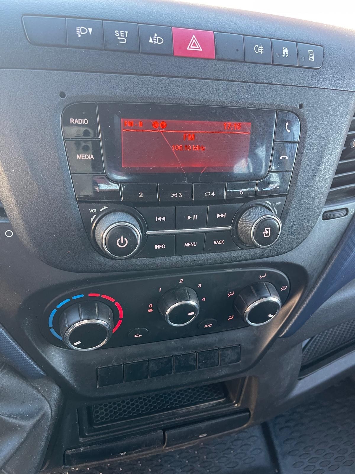 IVECO 35 C 14 A8 D-image-8