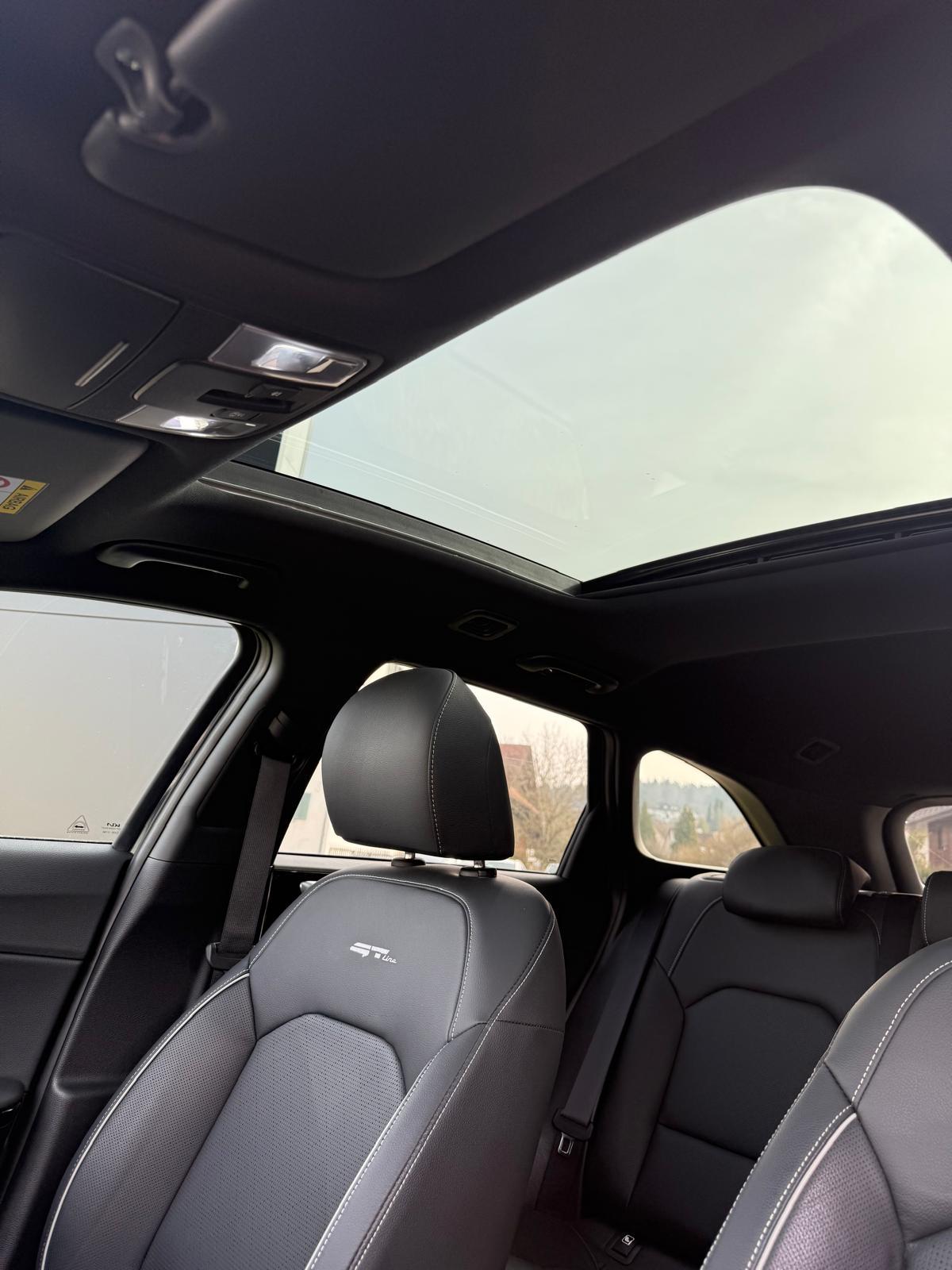 KIA Ceed SW 1.5 T-GDi MHEV GT-Line-image-18