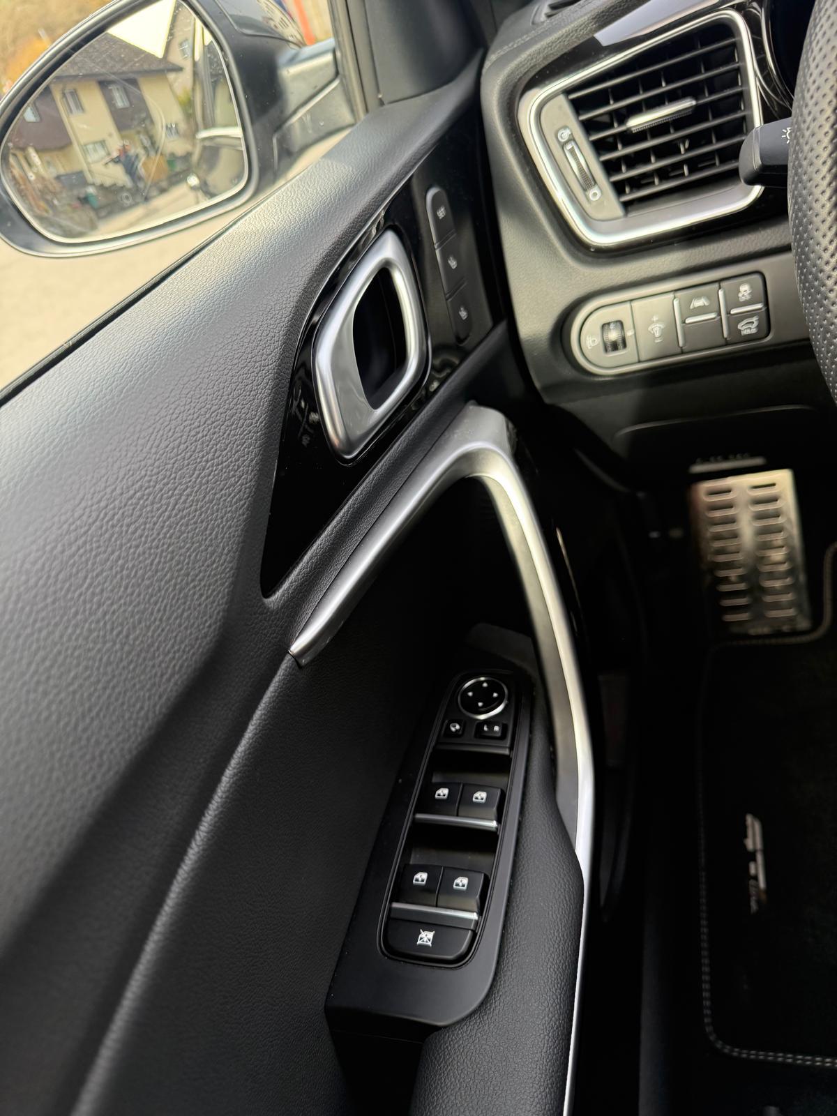 KIA Ceed SW 1.5 T-GDi MHEV GT-Line-image-20