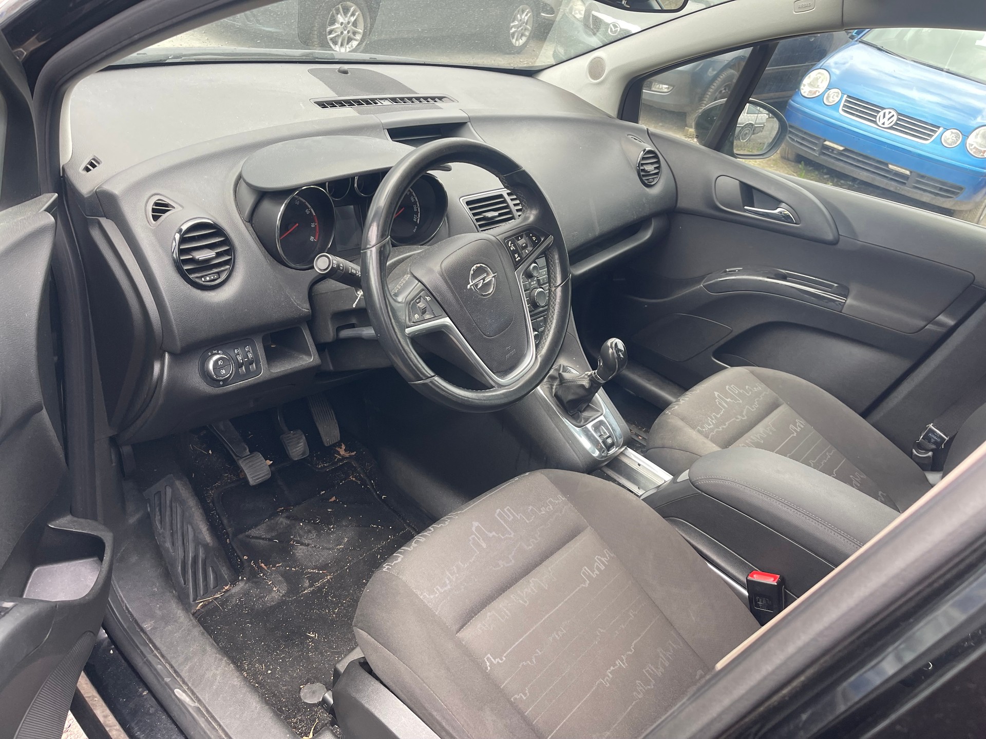 OPEL Meriva 1.4 Turbo Cosmo-image-13